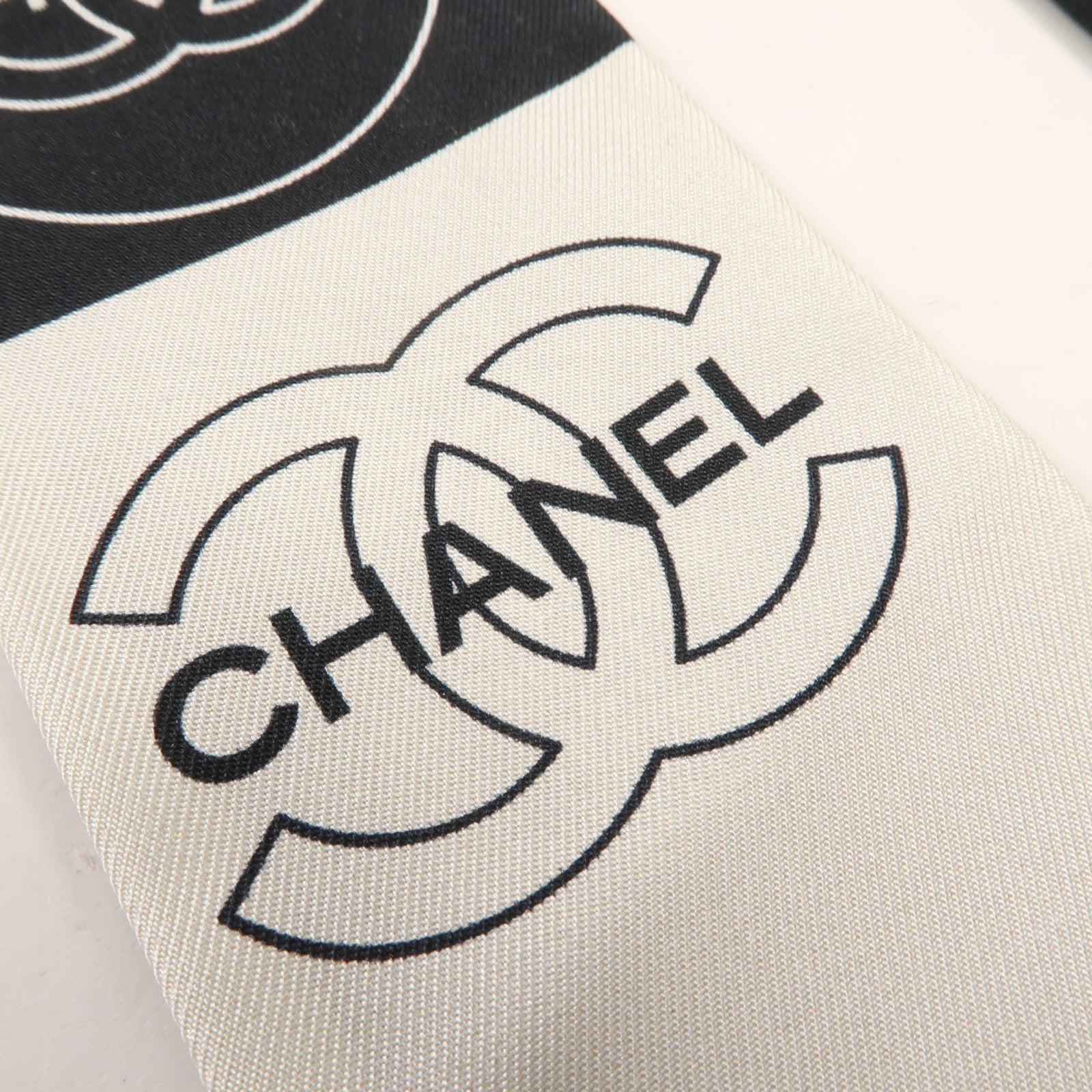 CHANEL 絲質Scarf絲巾