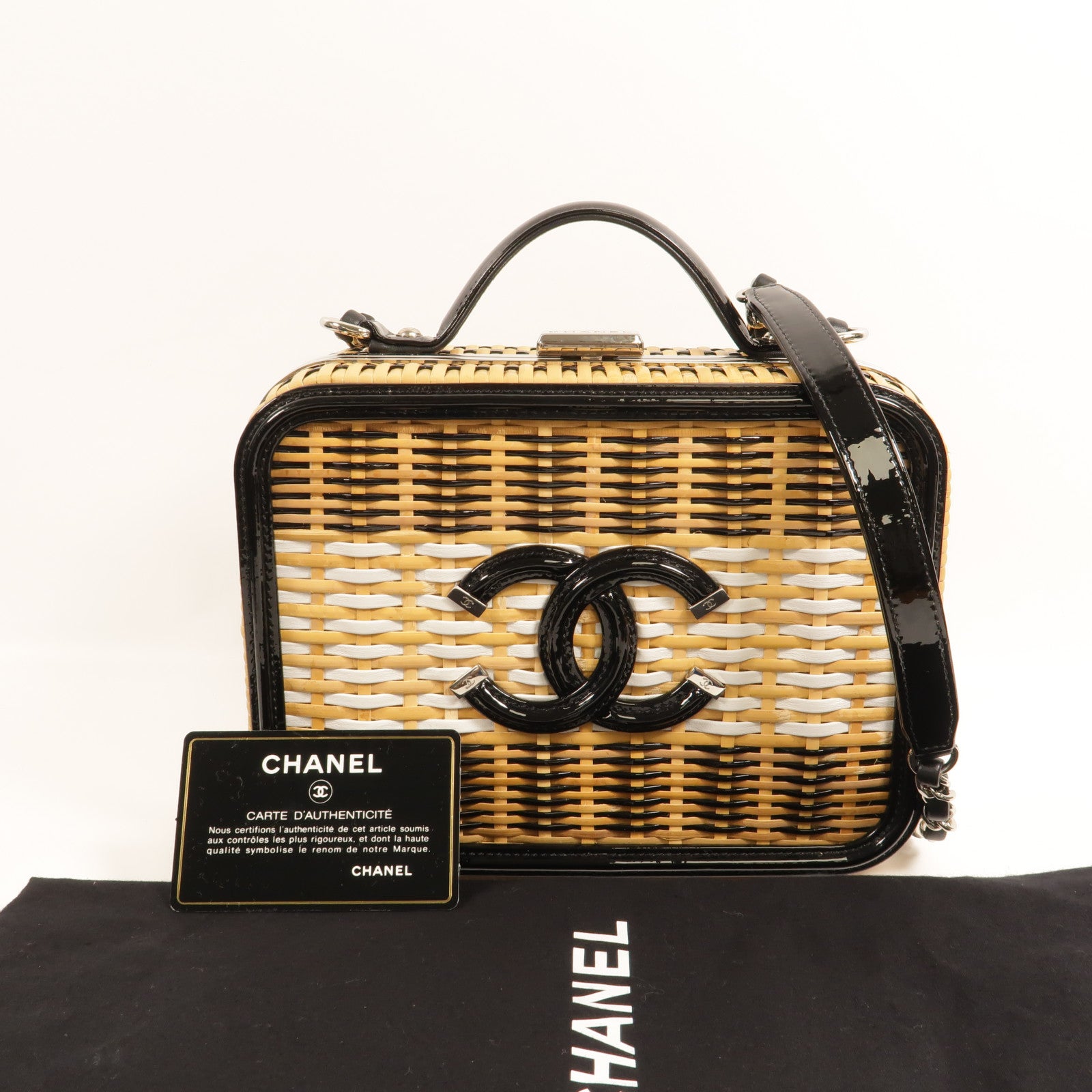 CHANEL 藤料CC Filigree Vanity Case Medium鏈帶手挽肩背兩用袋