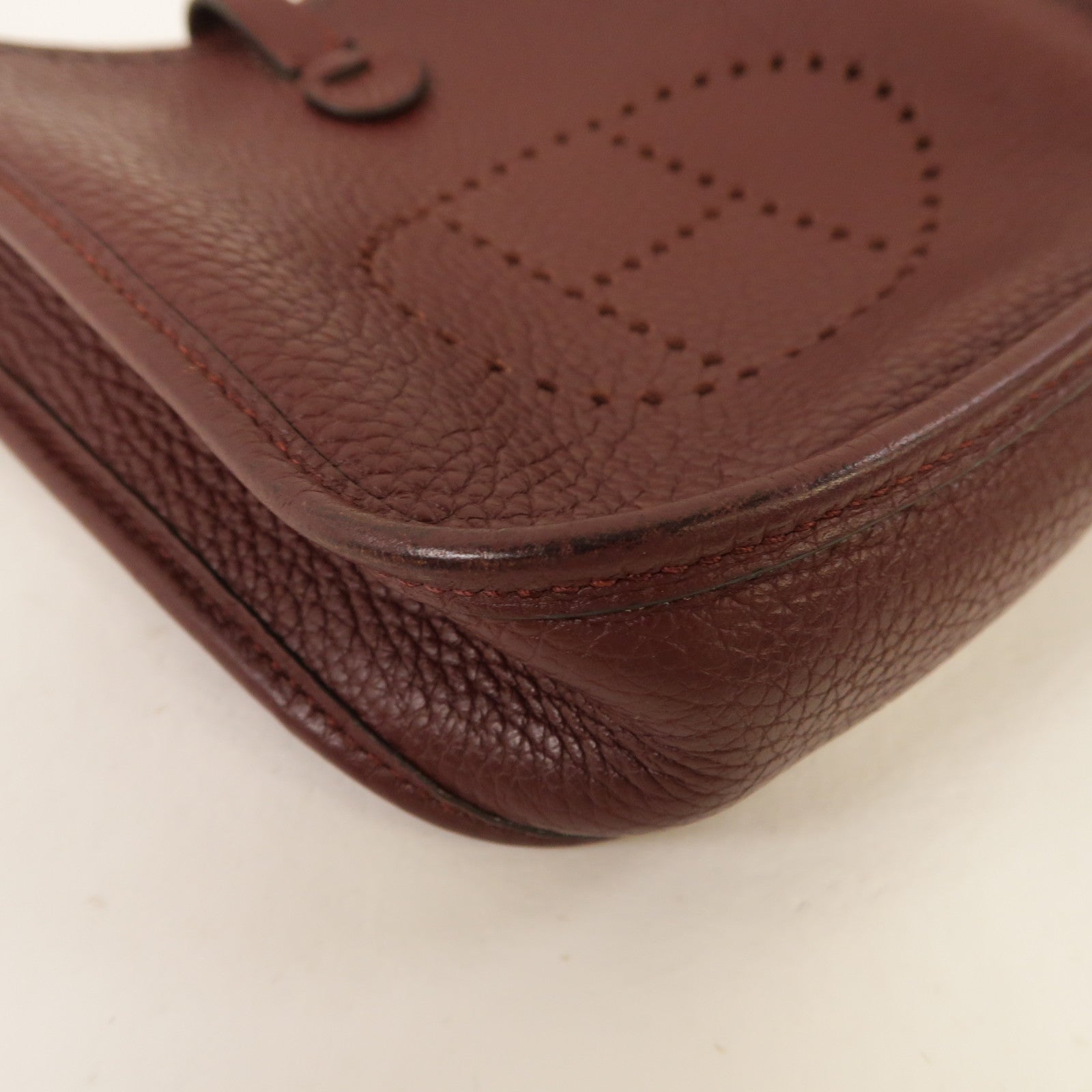 HERMES Clemence皮革Evelyne TPM銀扣肩背袋酒紅色