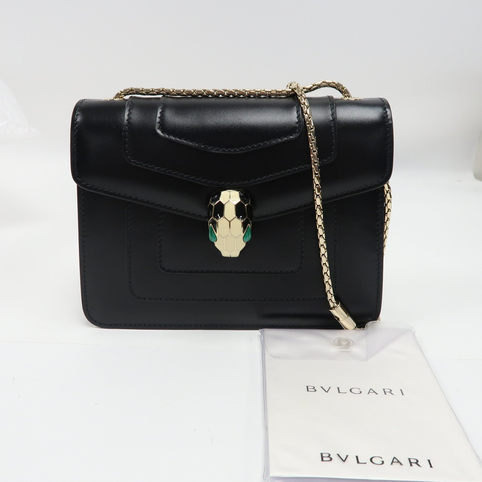 BVLGARI 牛皮皮革Serpenti Forever金扣鏈帶肩背袋黑色