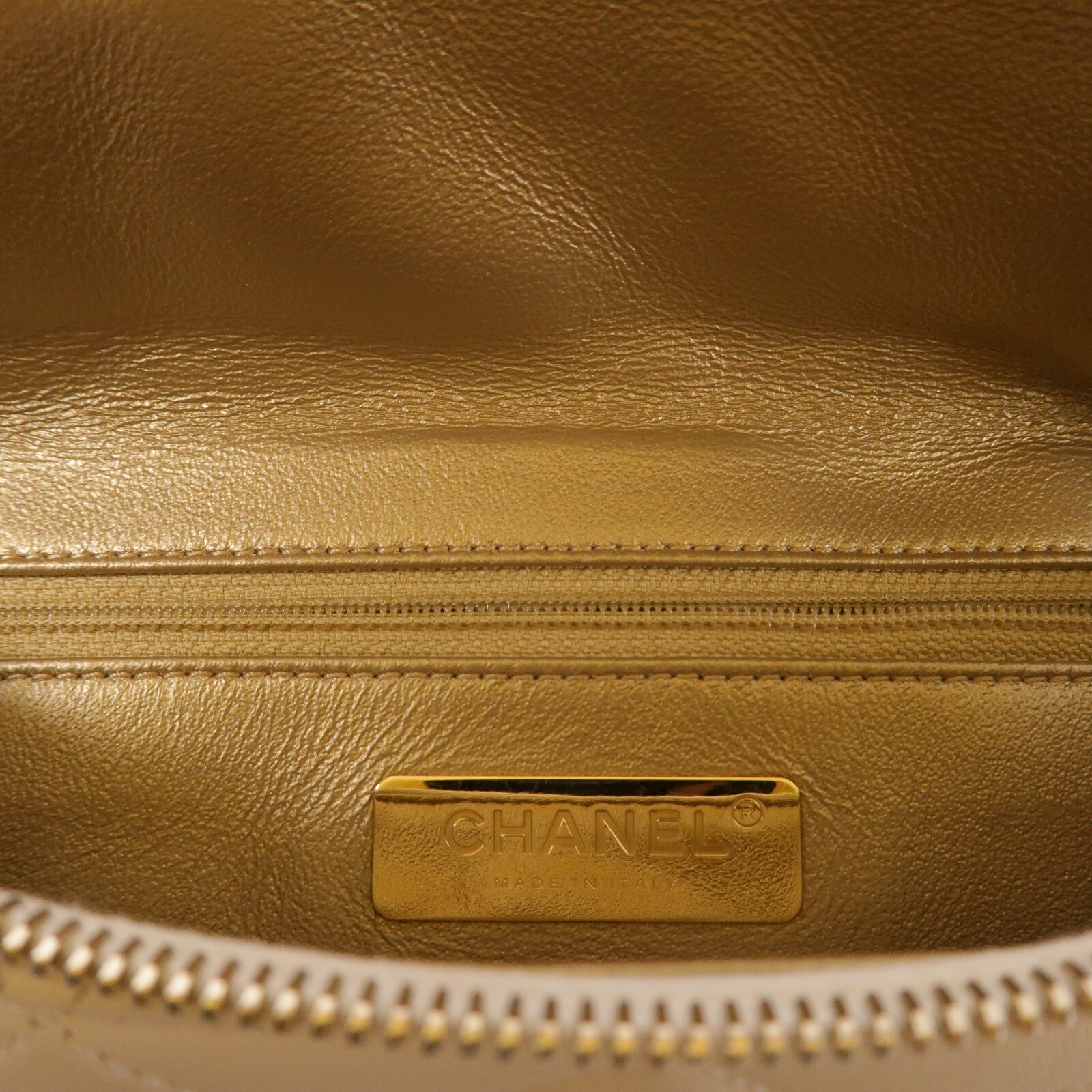 CHANEL 牛皮皮革All About Chains Waist Bag腰包