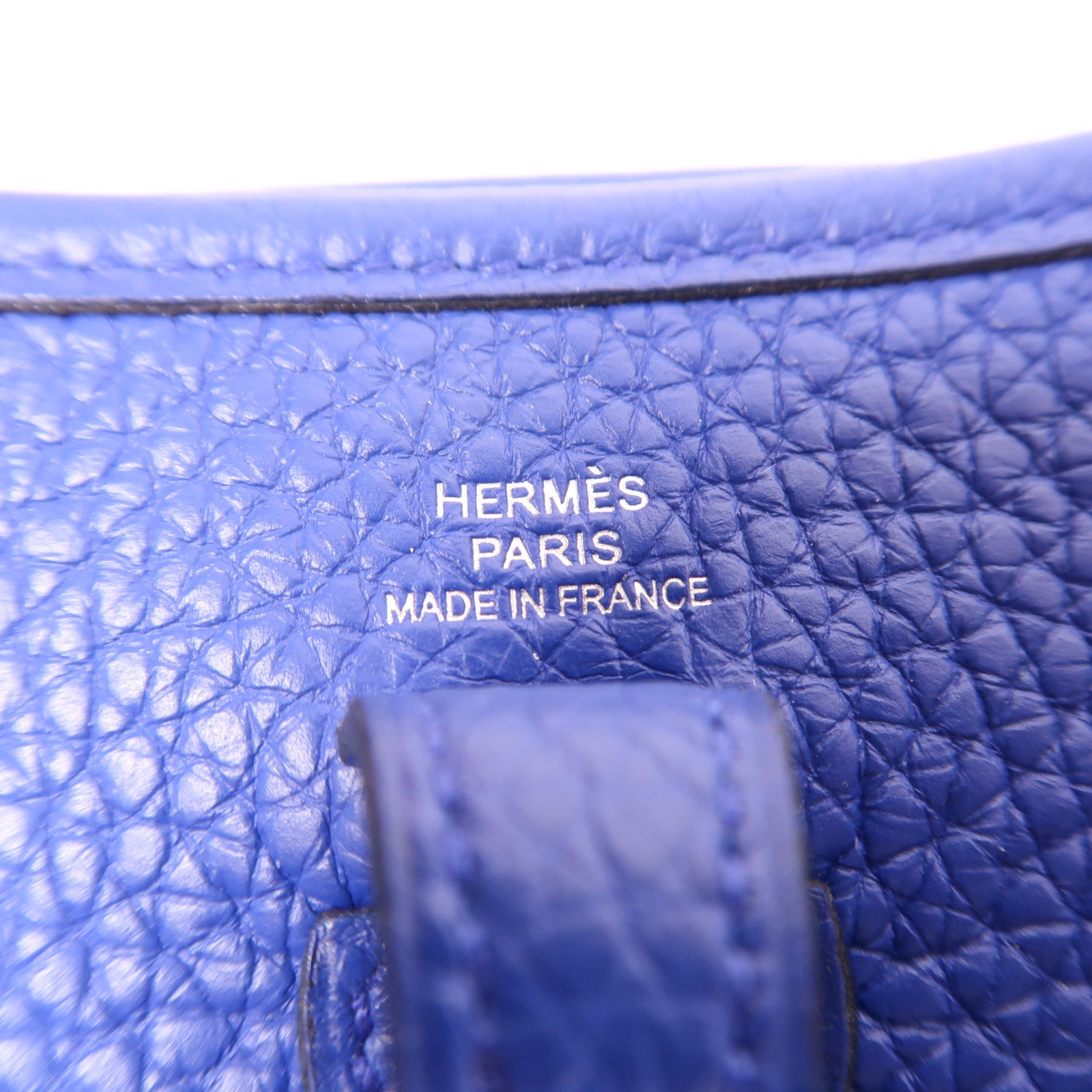 HERMES Clemence皮革Evelyne TPM銀扣肩背袋Bleu Pale