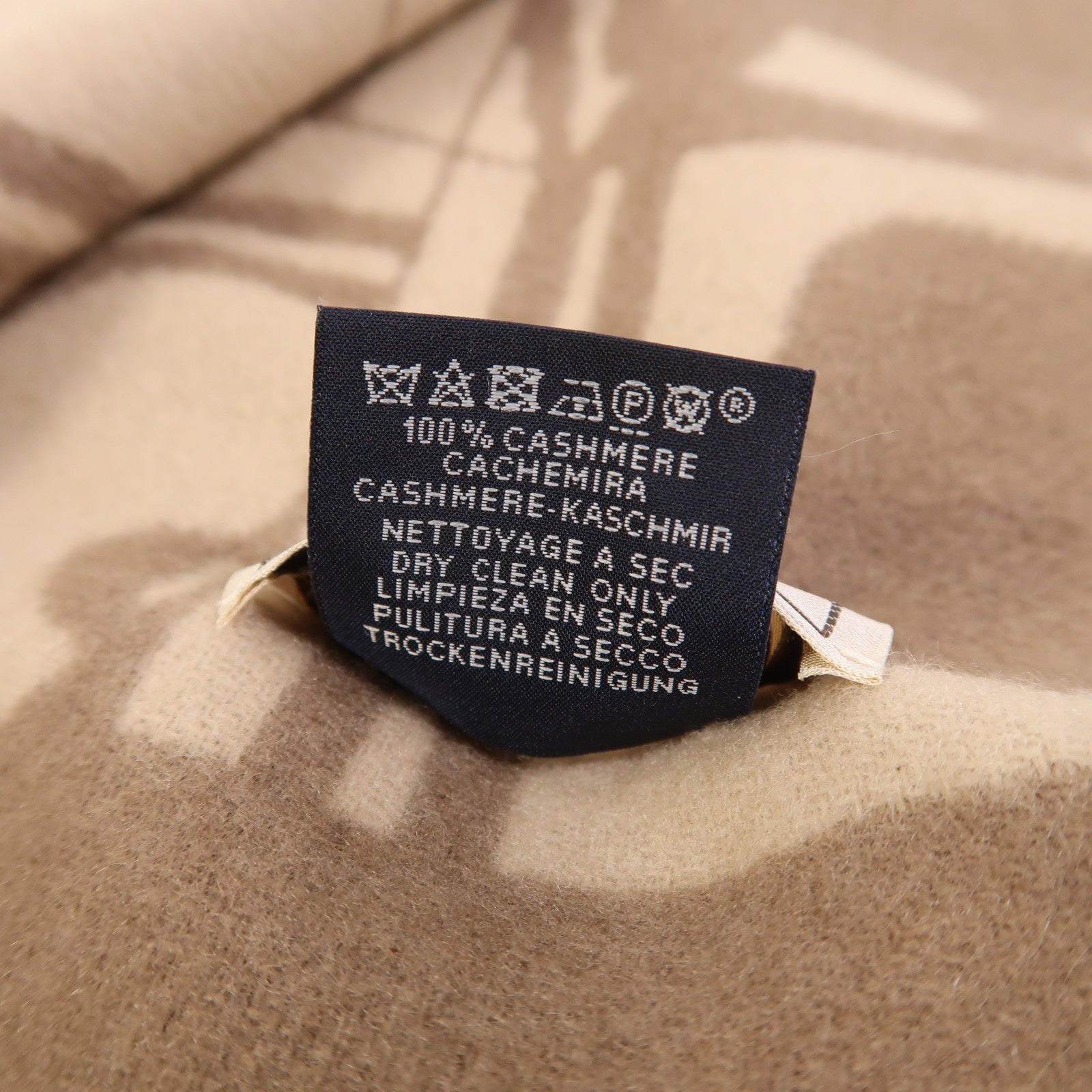 HERMES 羊絨Scarf圍巾