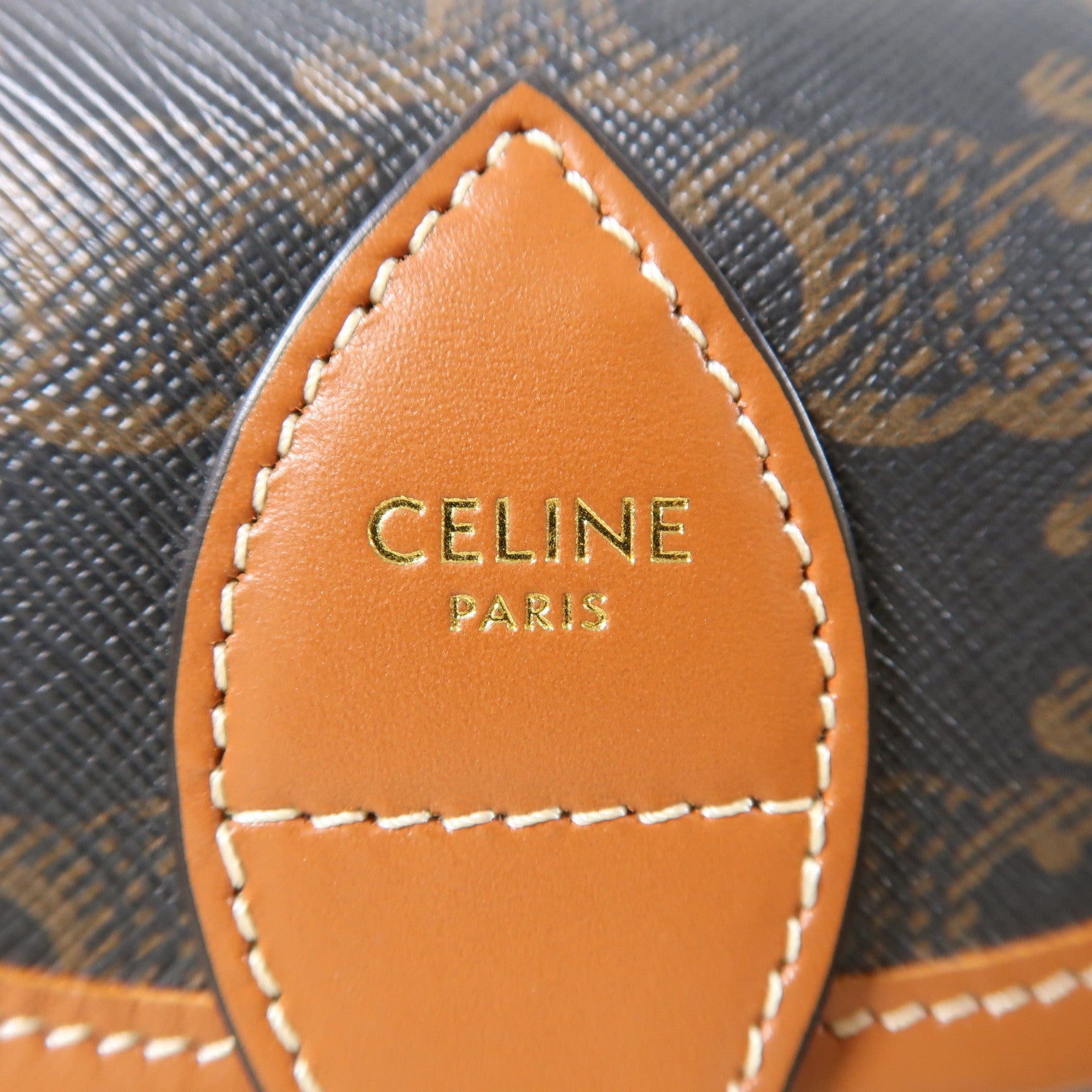 CELINE 塗層帆布Triomphe Backpack金扣背包棕色