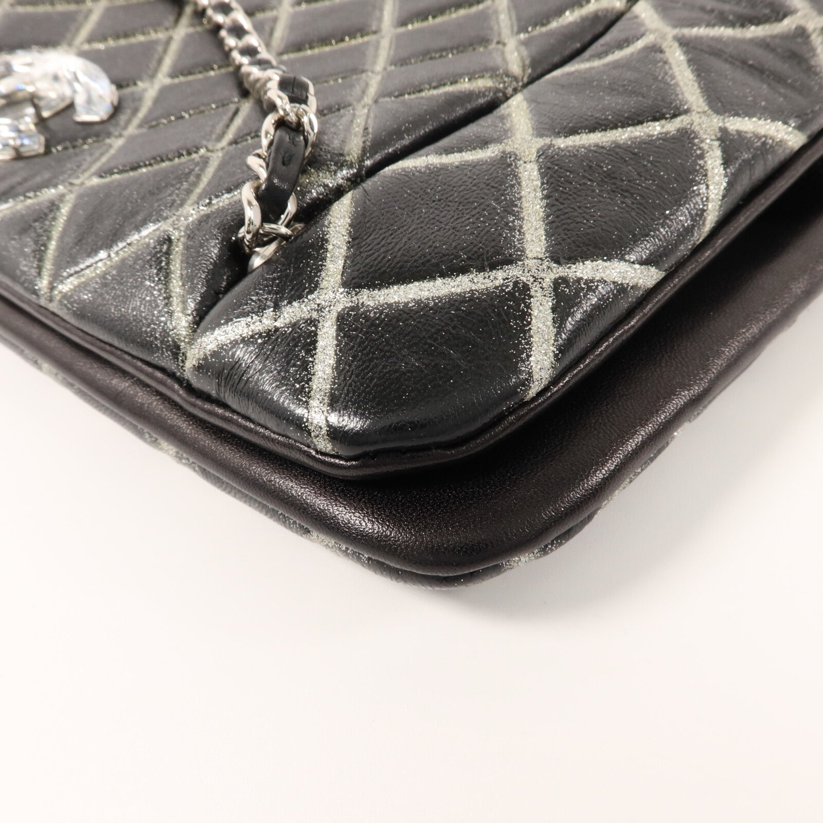 CHANEL 牛皮皮革Crystal CC Logo Flap鏈帶肩背袋