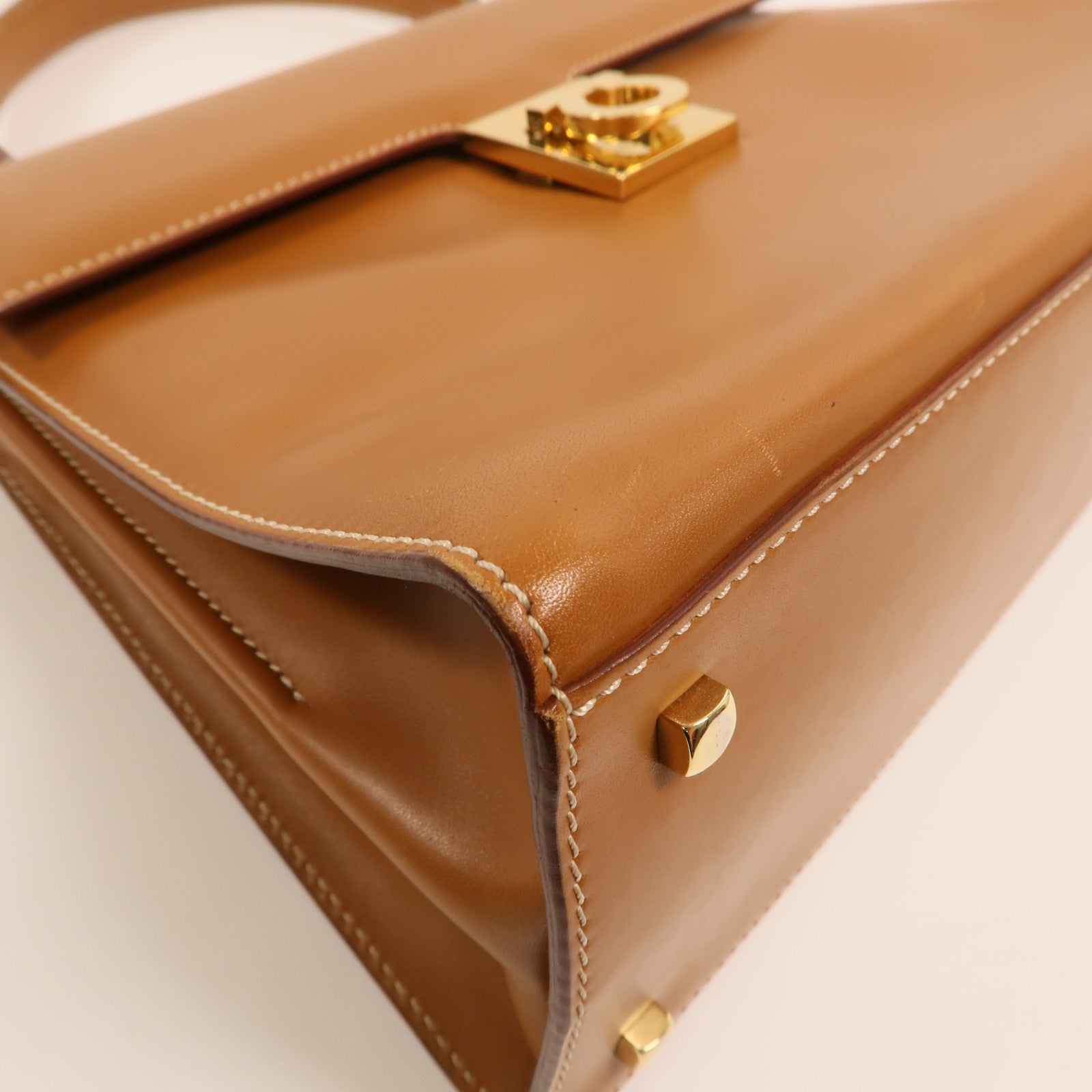 Salvatore Ferragamo 牛皮皮革Gancini Bag金扣手挽肩背兩用袋