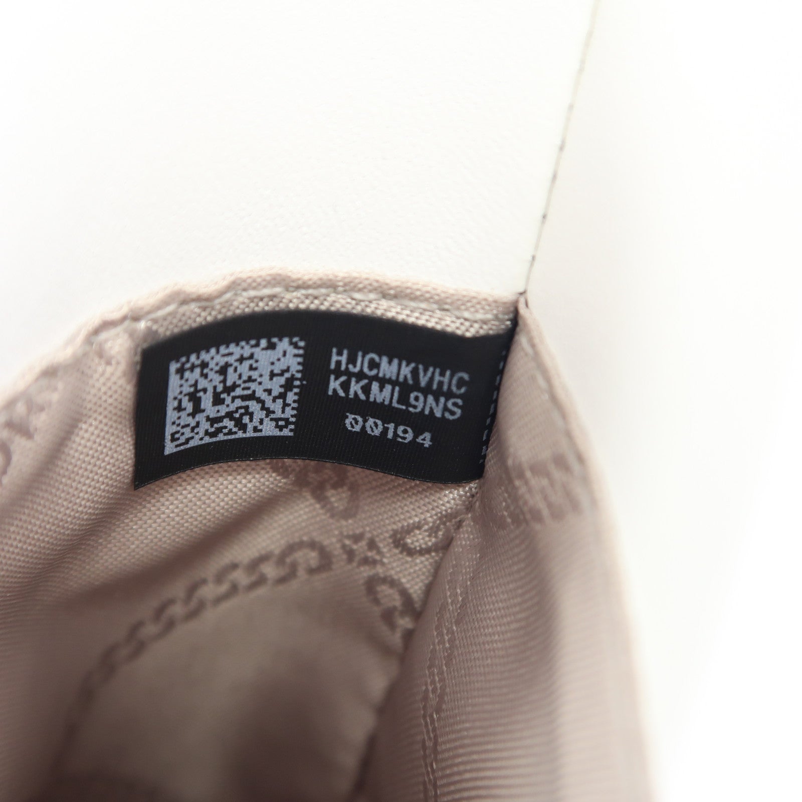 Michael Kors 【激減優惠】牛皮皮革Jet Set Phone bag銀扣手挽肩背兩用袋白色