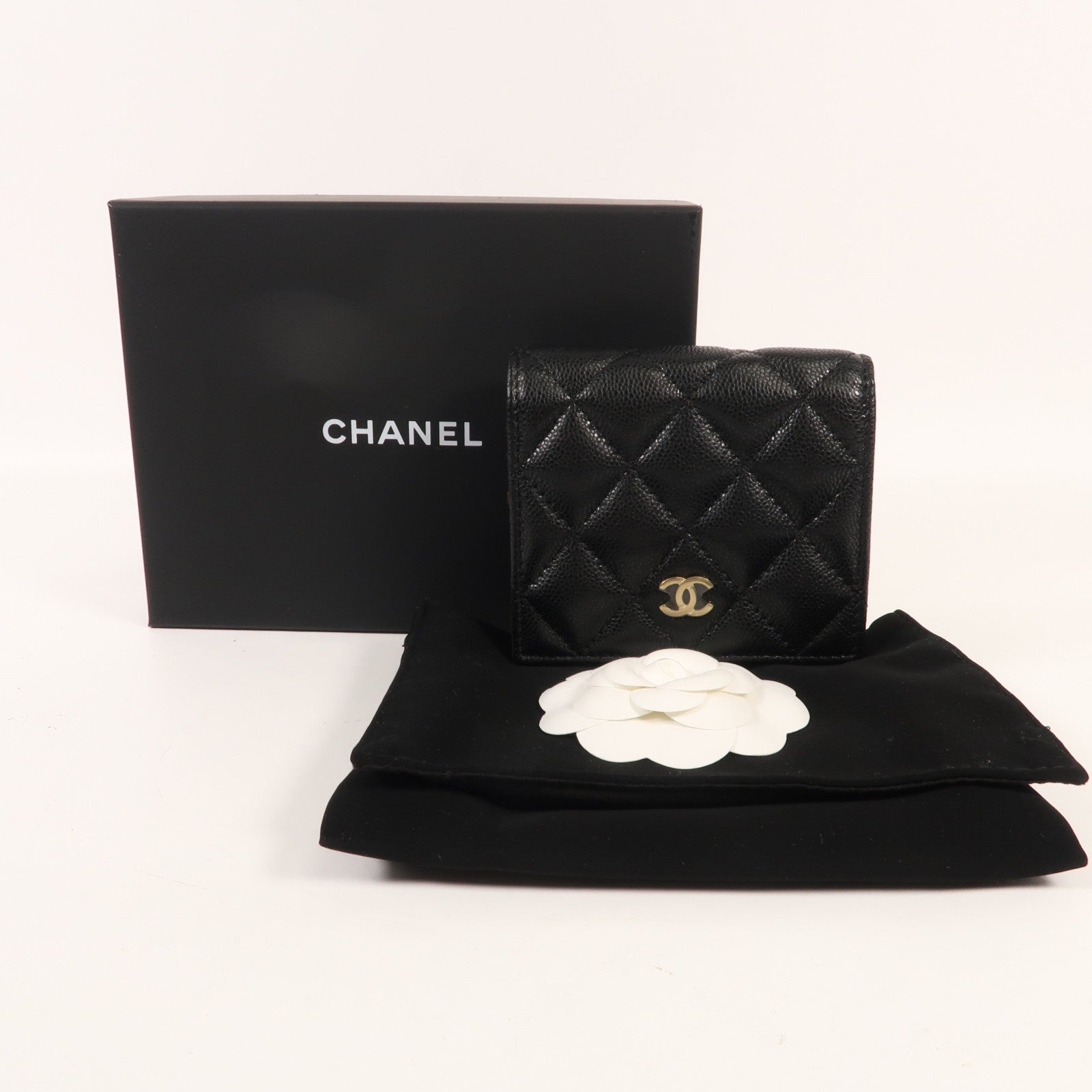 CHANEL 牛皮皮革Wallet金扣錢包