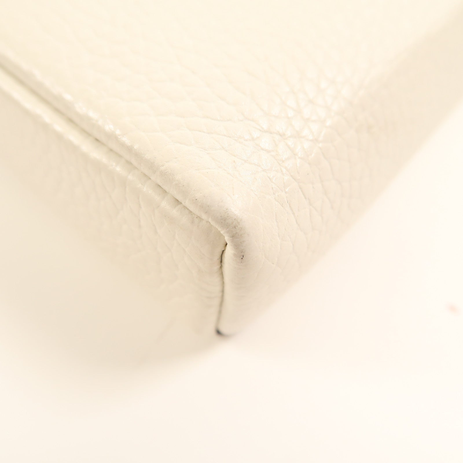 Michael Kors 【激減優惠】牛皮皮革Jet Set Phone bag銀扣手挽肩背兩用袋白色