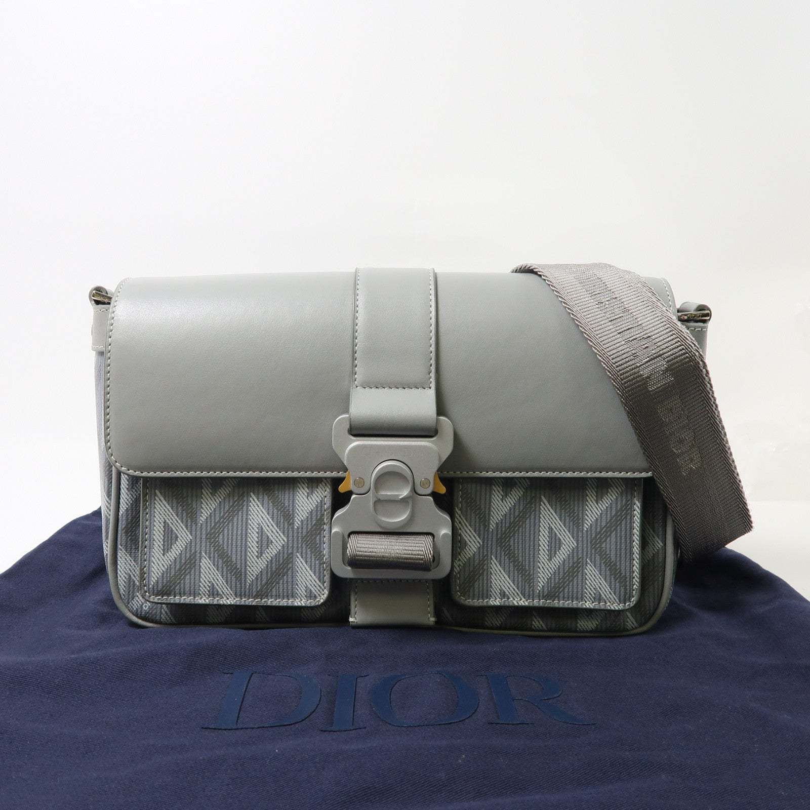 Dior 塗層帆布Shoulder Bag銀扣肩背袋灰色