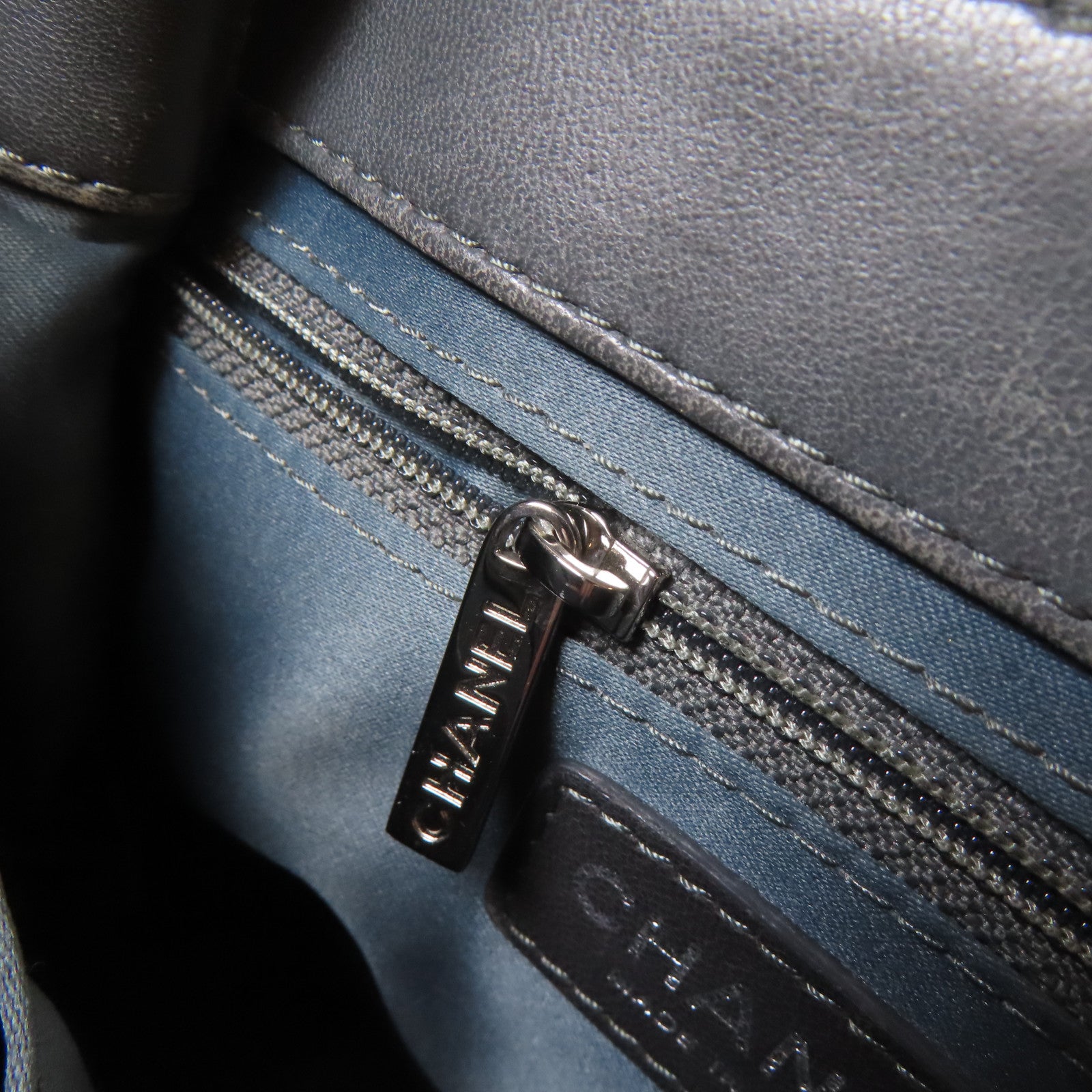 CHANEL 菱格羊皮皮革Chain Shoulder Bag銀扣鏈帶肩背袋灰色