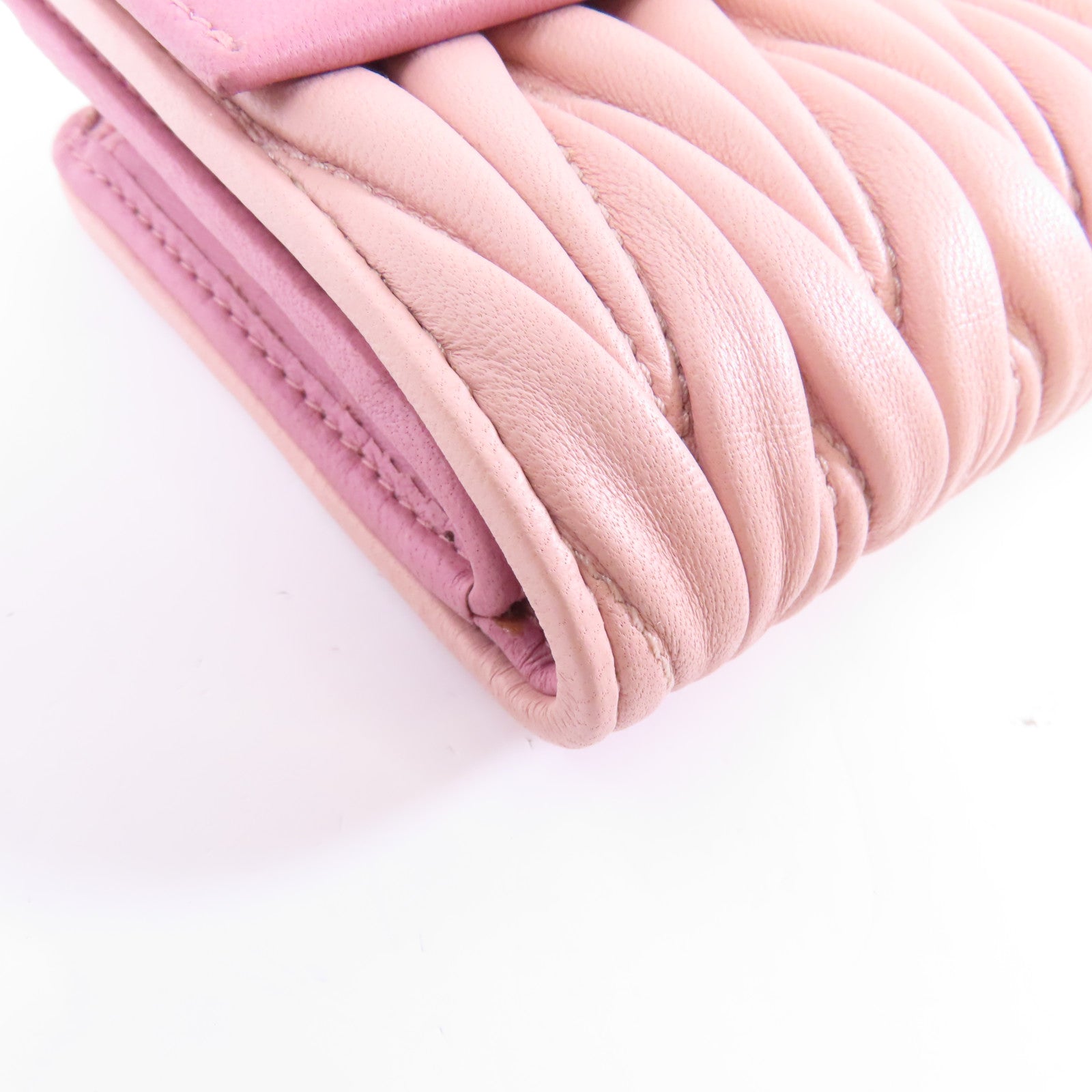 Miu Miu 羊皮皮革Wallet金扣錢包粉紅色