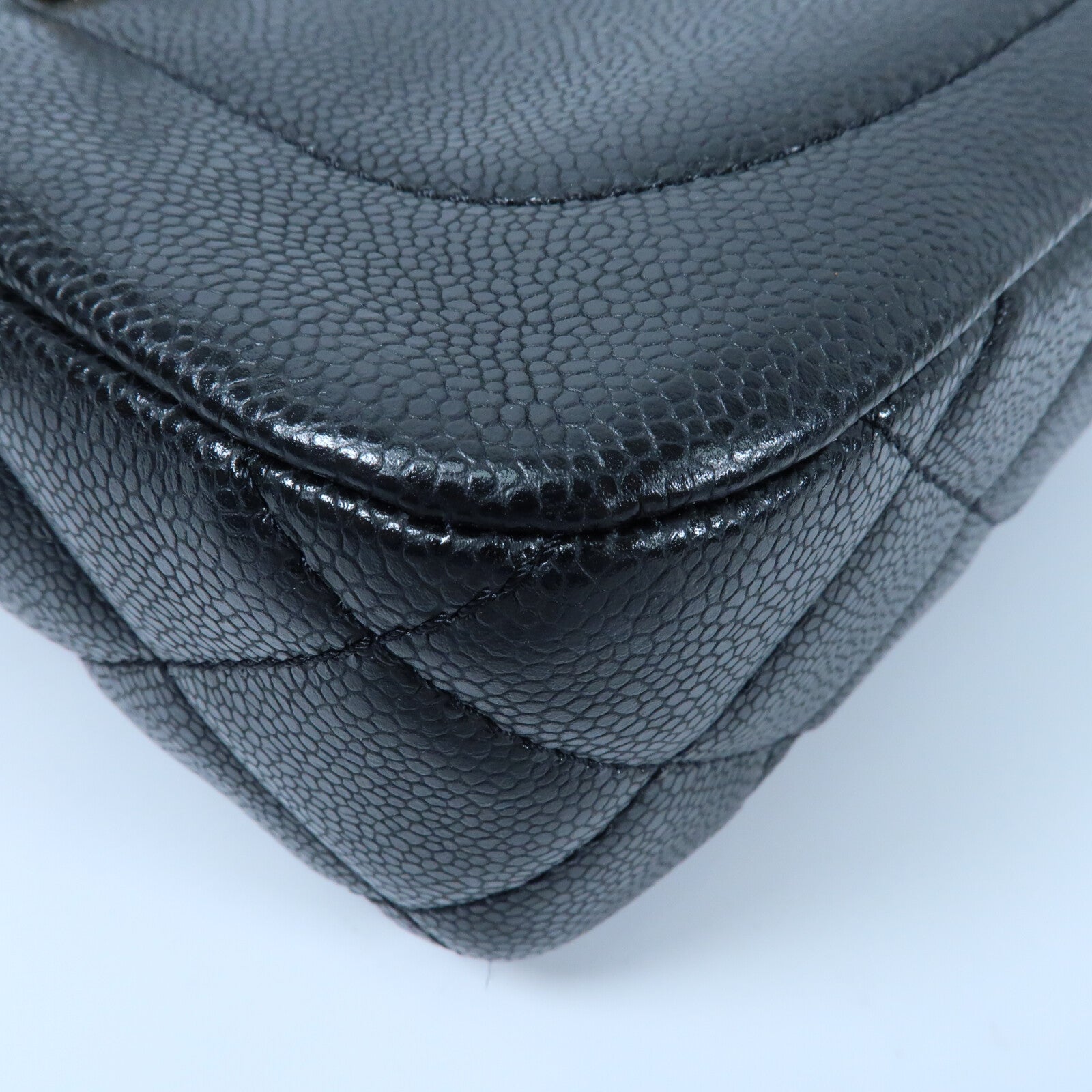 CHANEL 牛皮皮革Chain Shoulder金扣鏈帶肩背袋