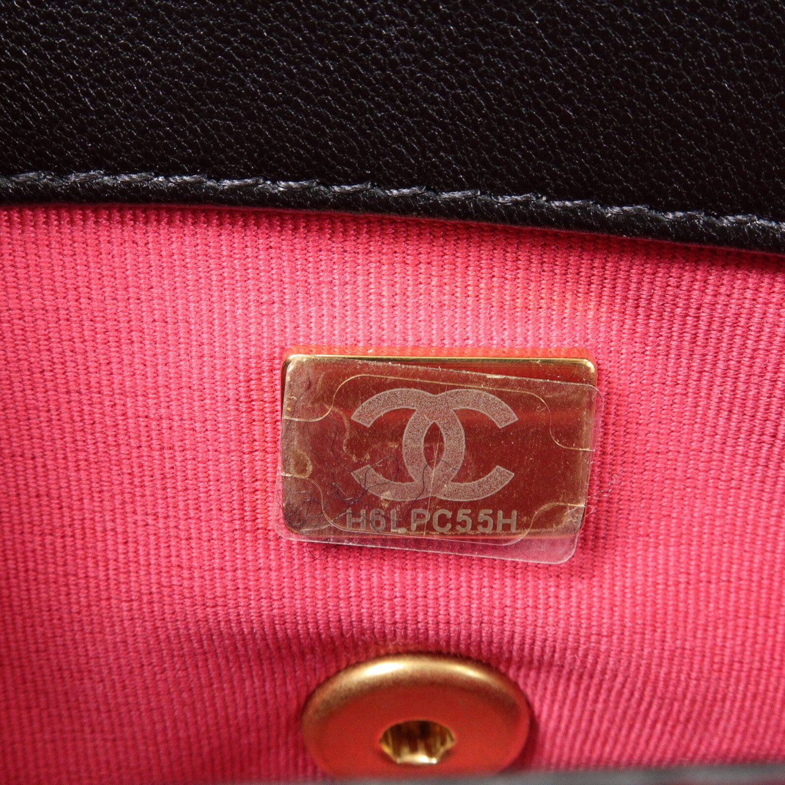 CHANEL 羊皮皮革Heart Flap Bag鏈帶肩背袋
