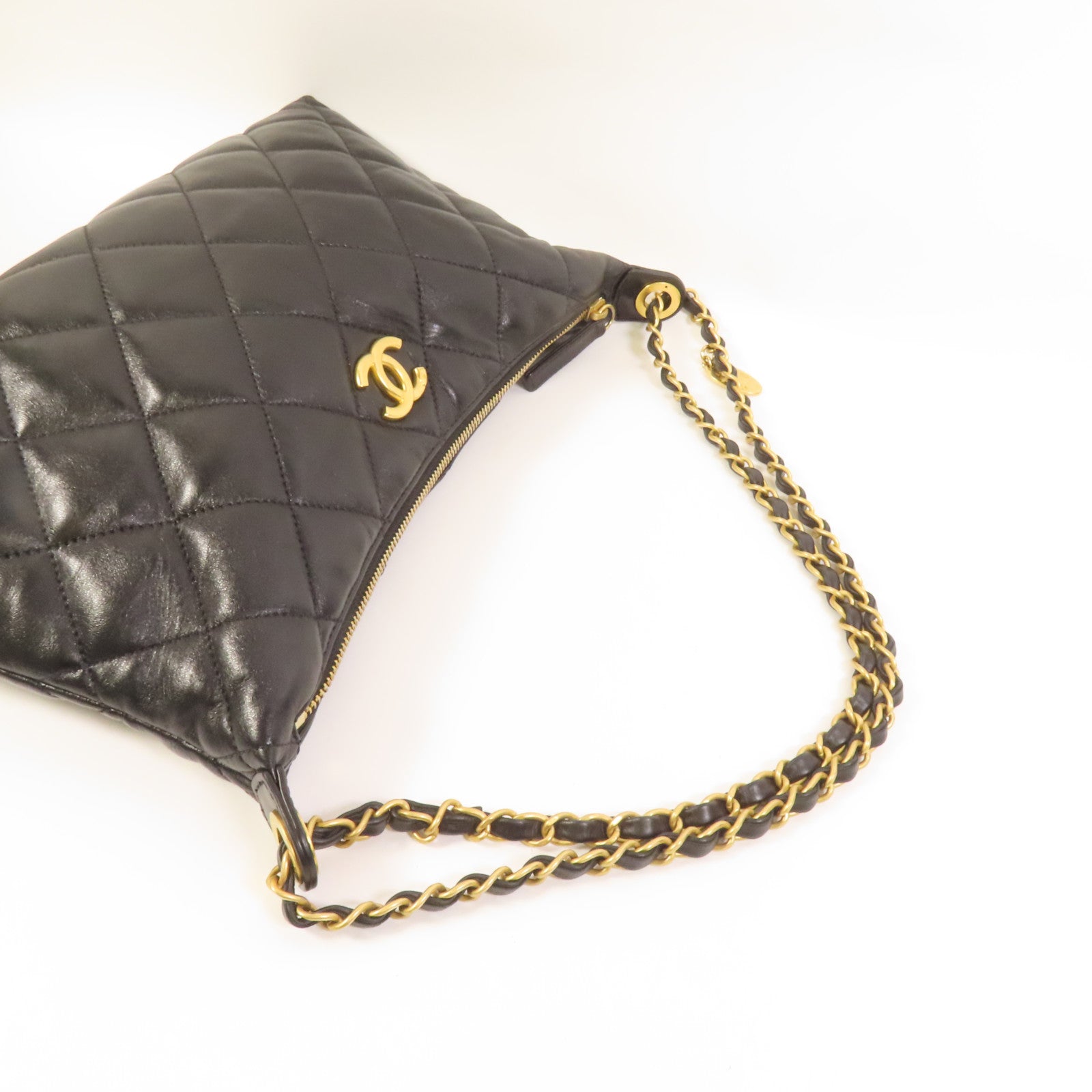 CHANEL 羊皮皮革Hobo Bag金扣鏈帶肩背袋