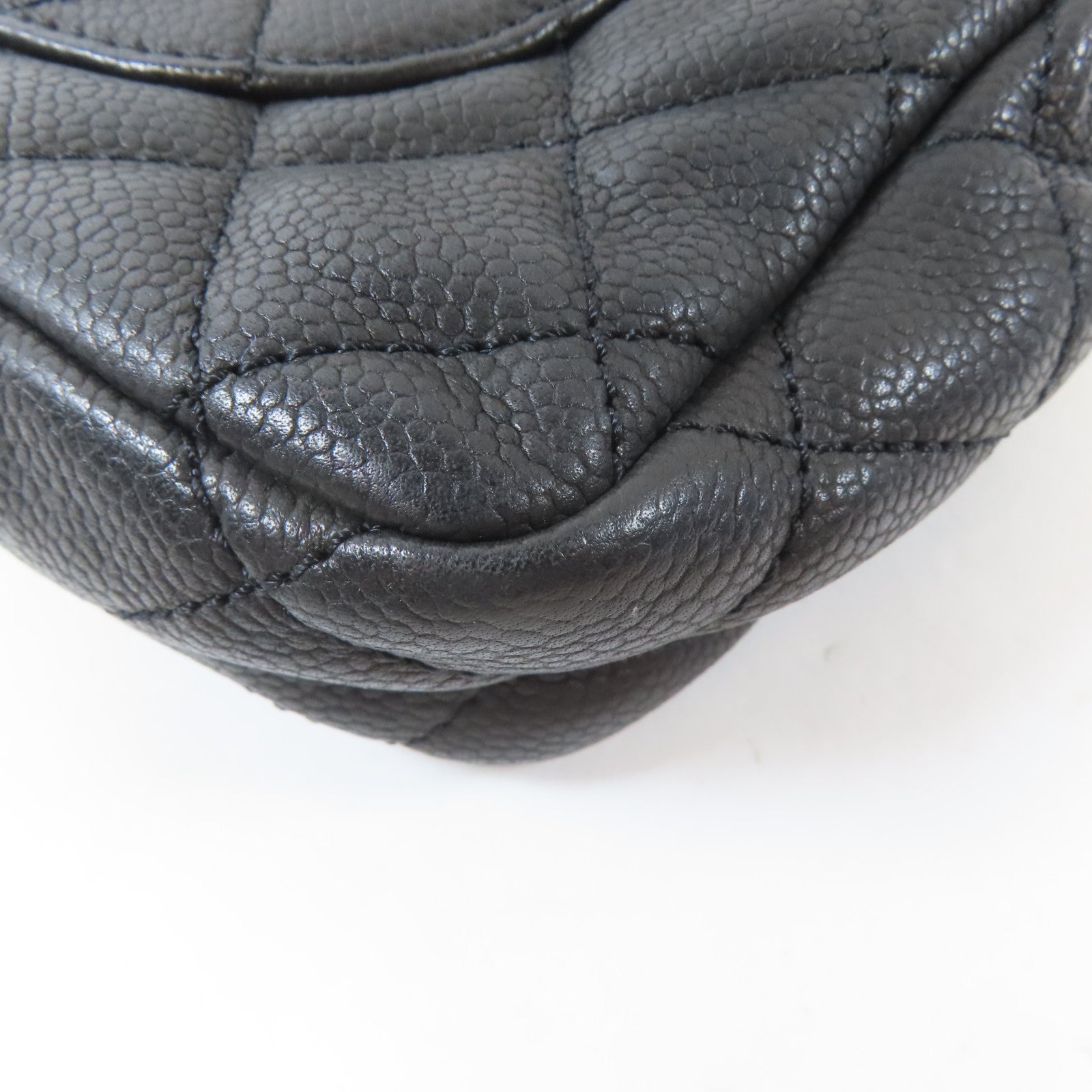 CHANEL 菱格Caviar皮革Chain Shoulder Bag黑扣鏈帶肩背袋黑色