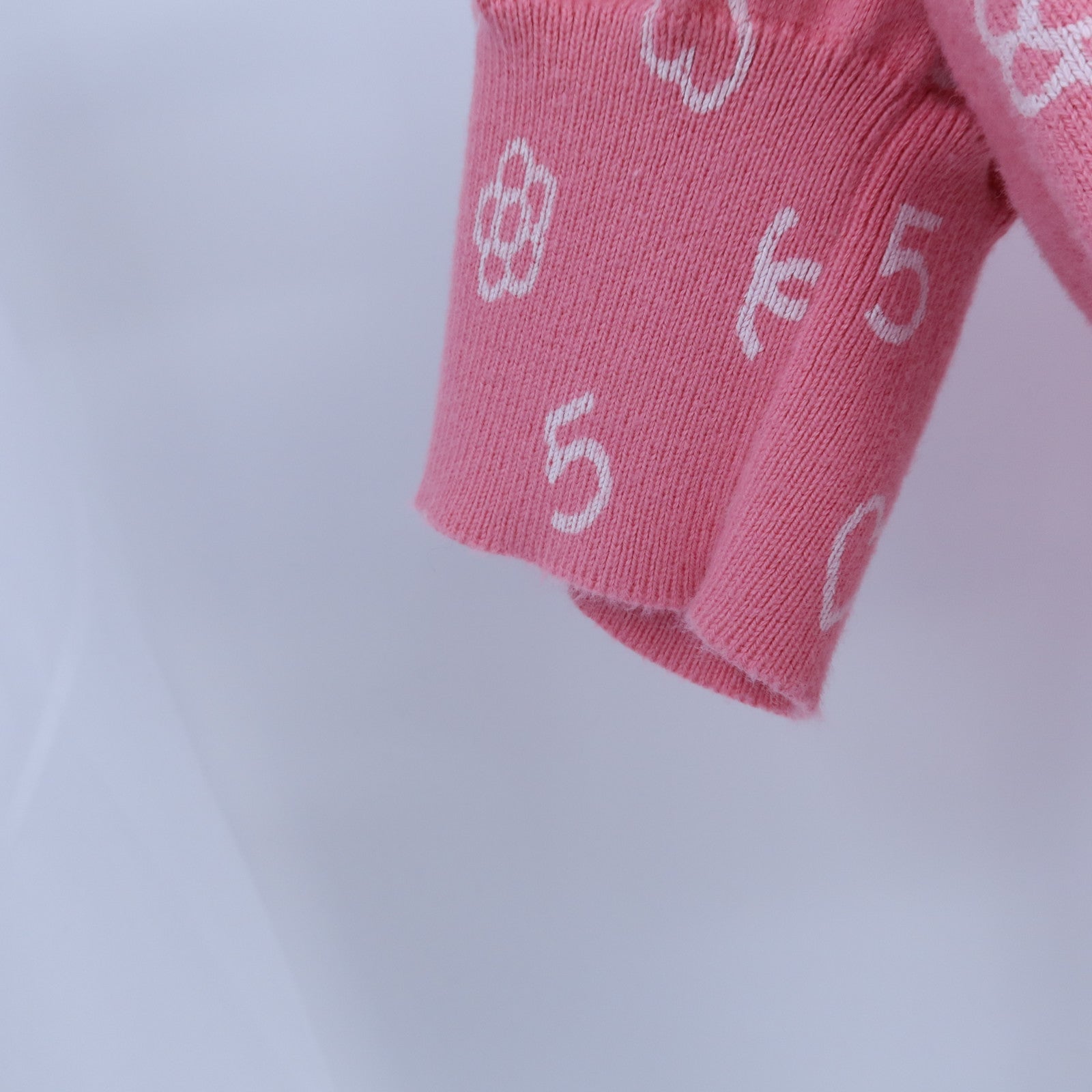 CHANEL Cashmere/Silk Look 38 Knitted Top針織