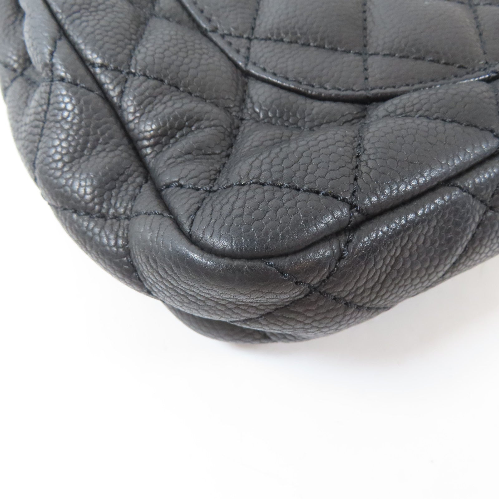CHANEL 菱格Caviar皮革Chain Shoulder Bag黑扣鏈帶肩背袋黑色