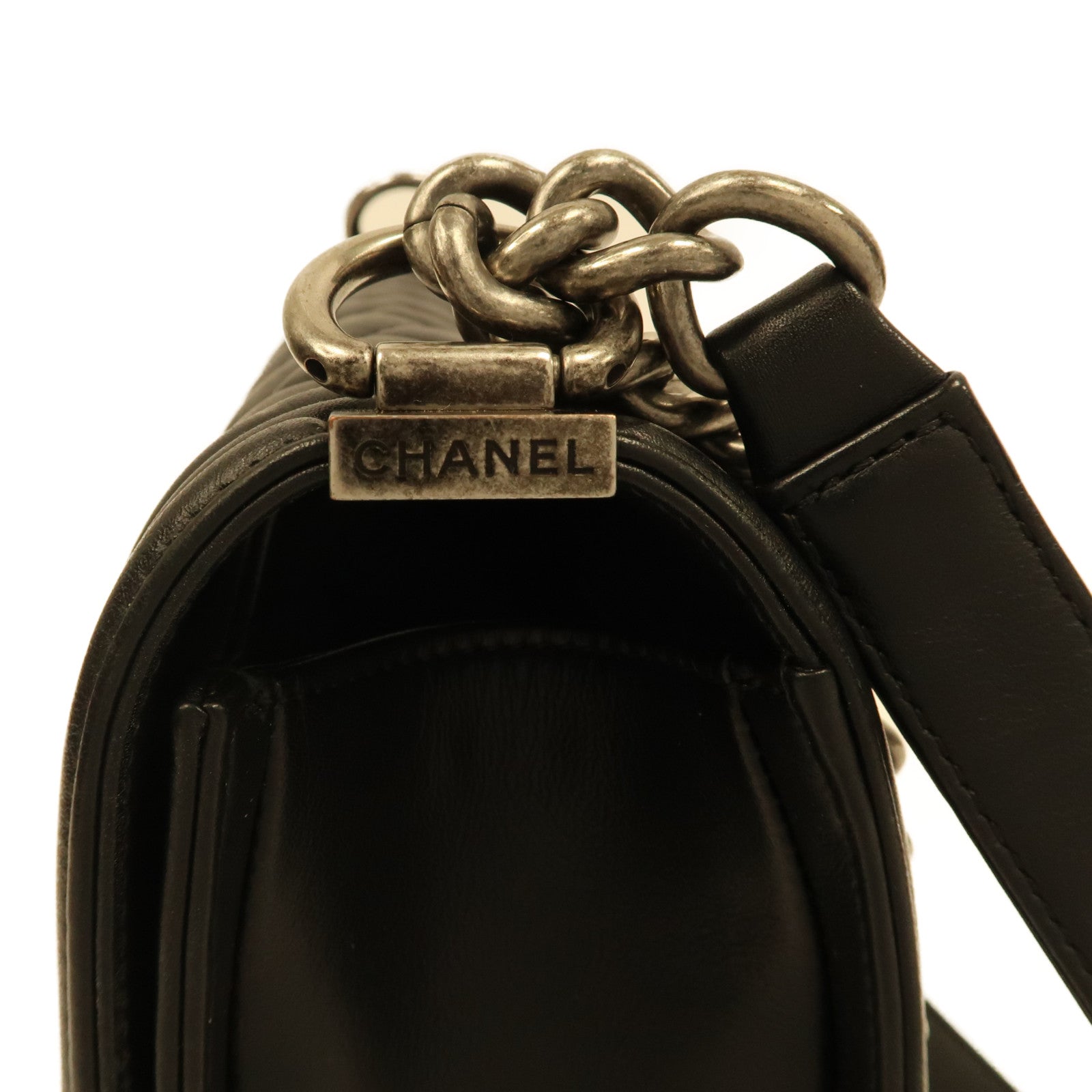 CHANEL 菱格羊皮皮革Boy Chanel Chain Shoulder Bag銀扣肩背袋黑色