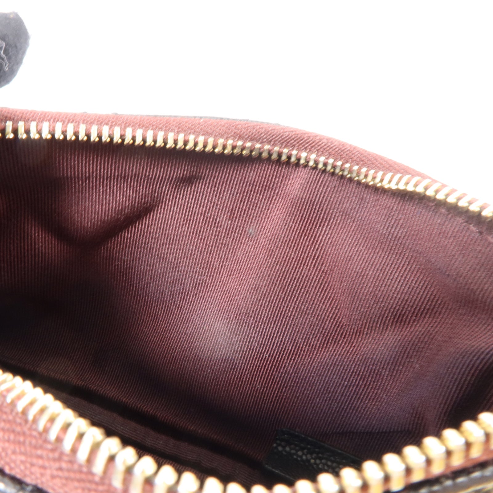 CHANEL 牛皮皮革Classic Mini O-Case Pouch金扣小袋