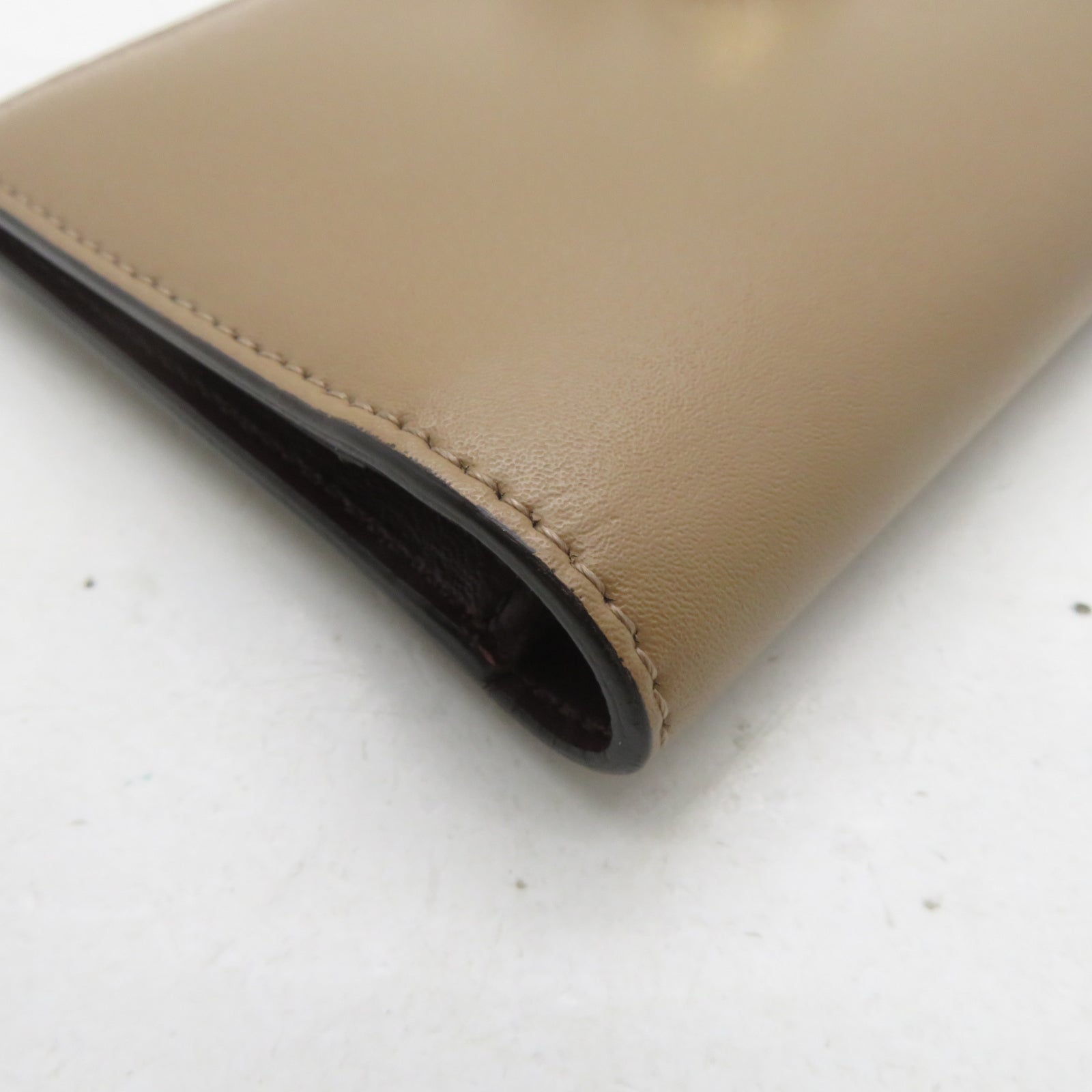 FENDI 【激減優惠】牛皮皮革Long wallet金扣長錢包卡其色
