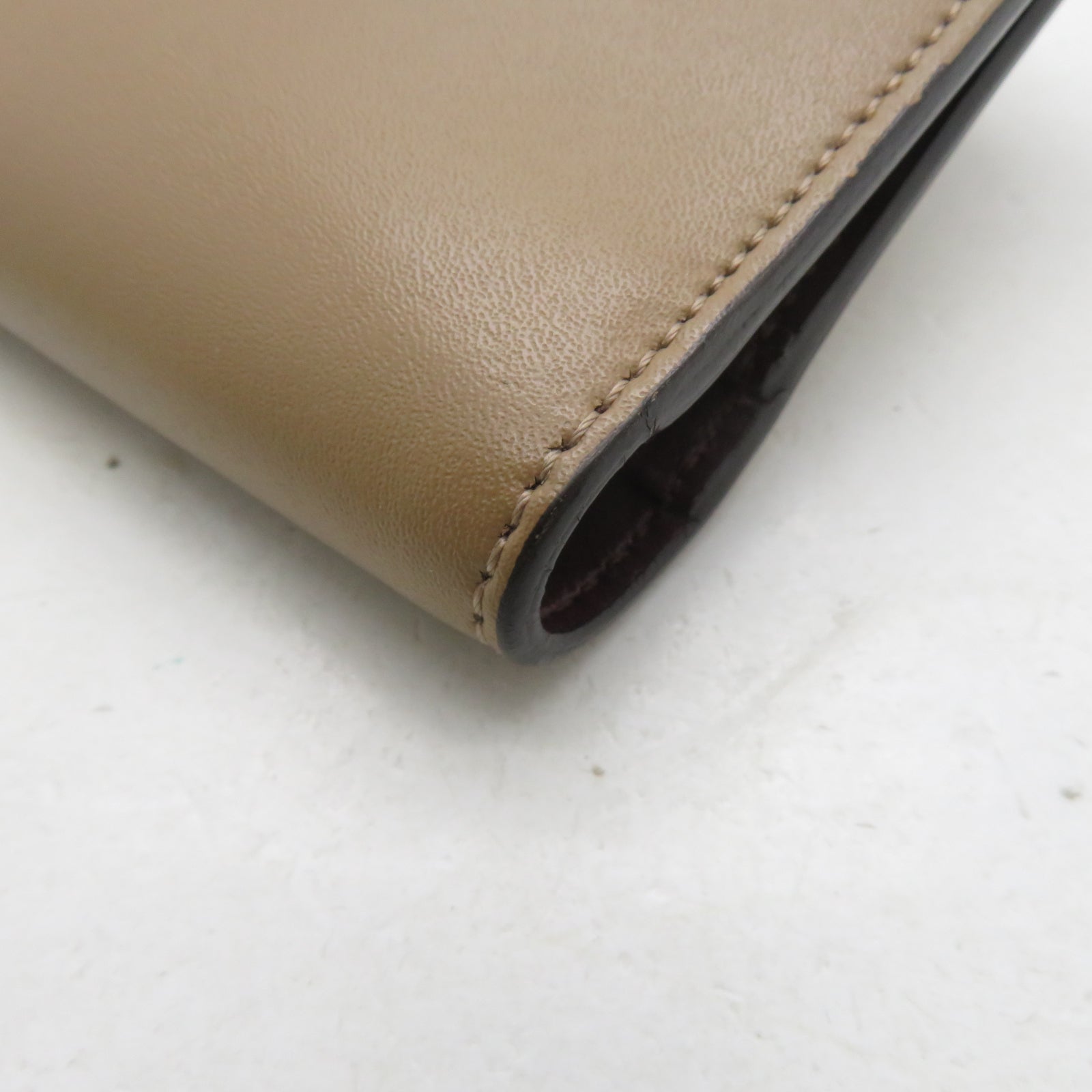 FENDI 【激減優惠】牛皮皮革Long wallet金扣長錢包卡其色