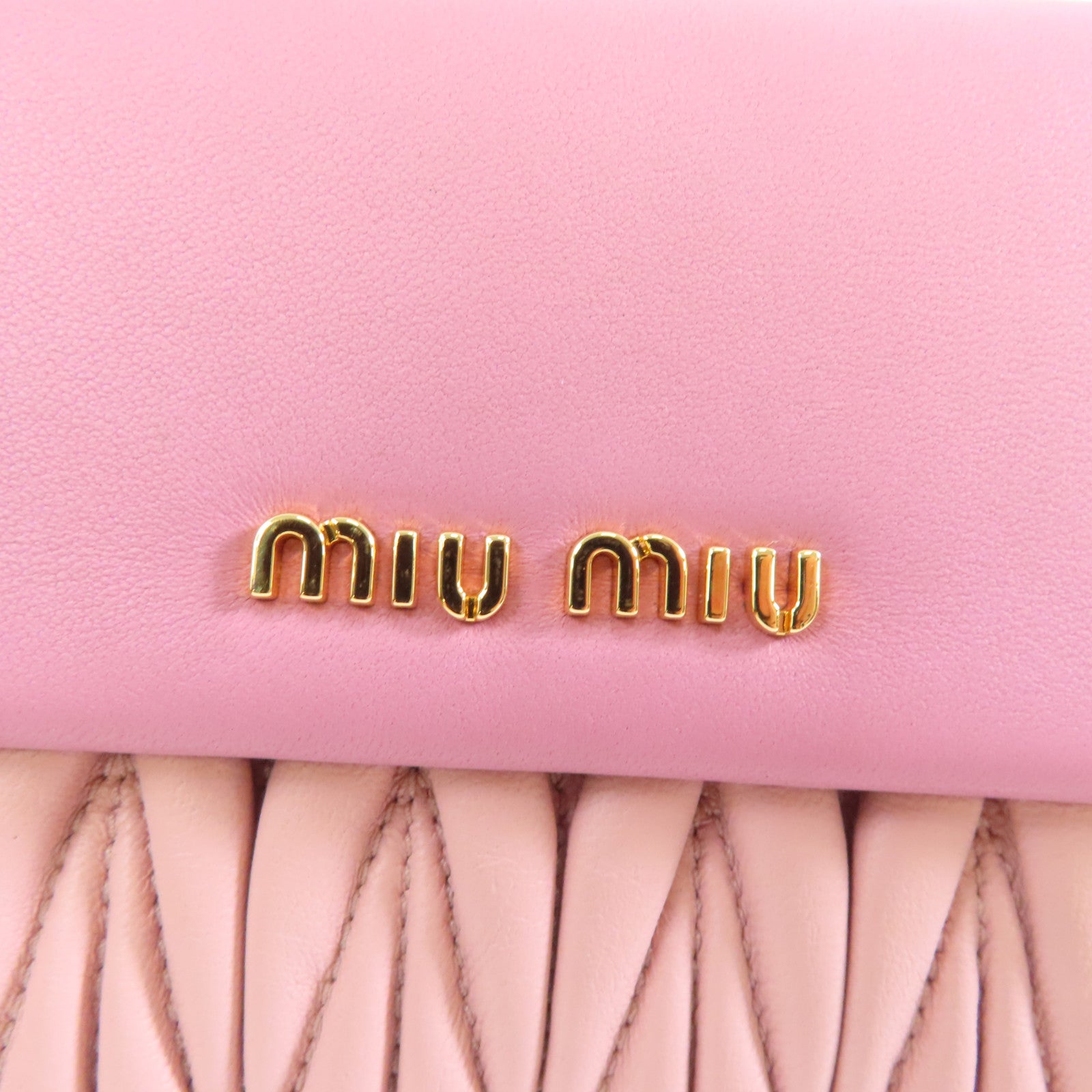 Miu Miu 羊皮皮革Wallet金扣錢包粉紅色