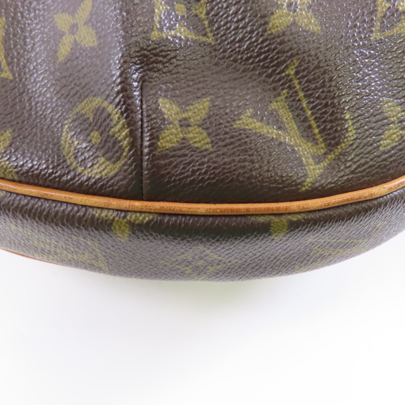 LOUIS VUITTON Monogram Croissant GM金扣肩背袋啡色