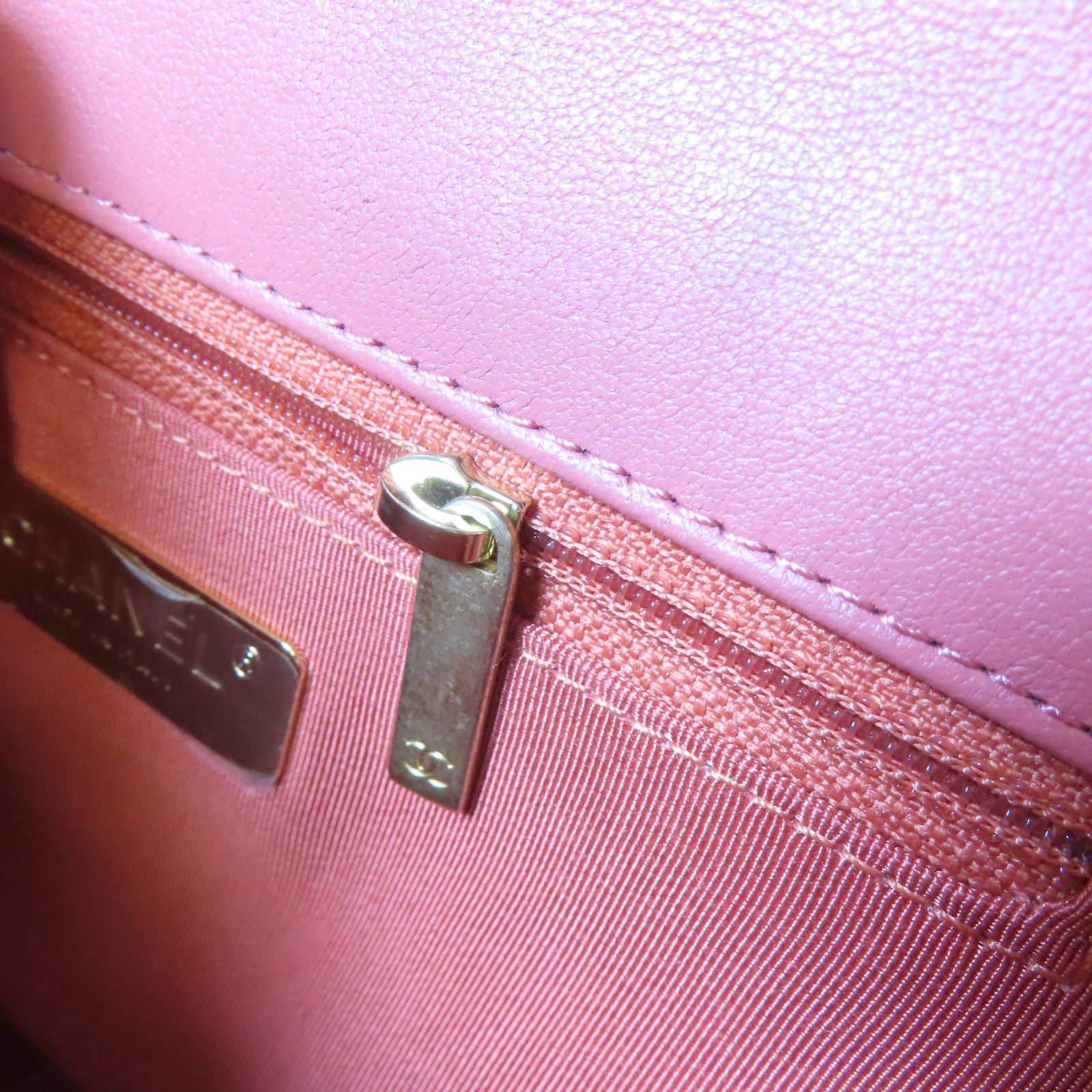 CHANEL 菱格羊皮皮革Chanel 19 Top Handle Bag金扣手挽肩背兩用袋粉紅色