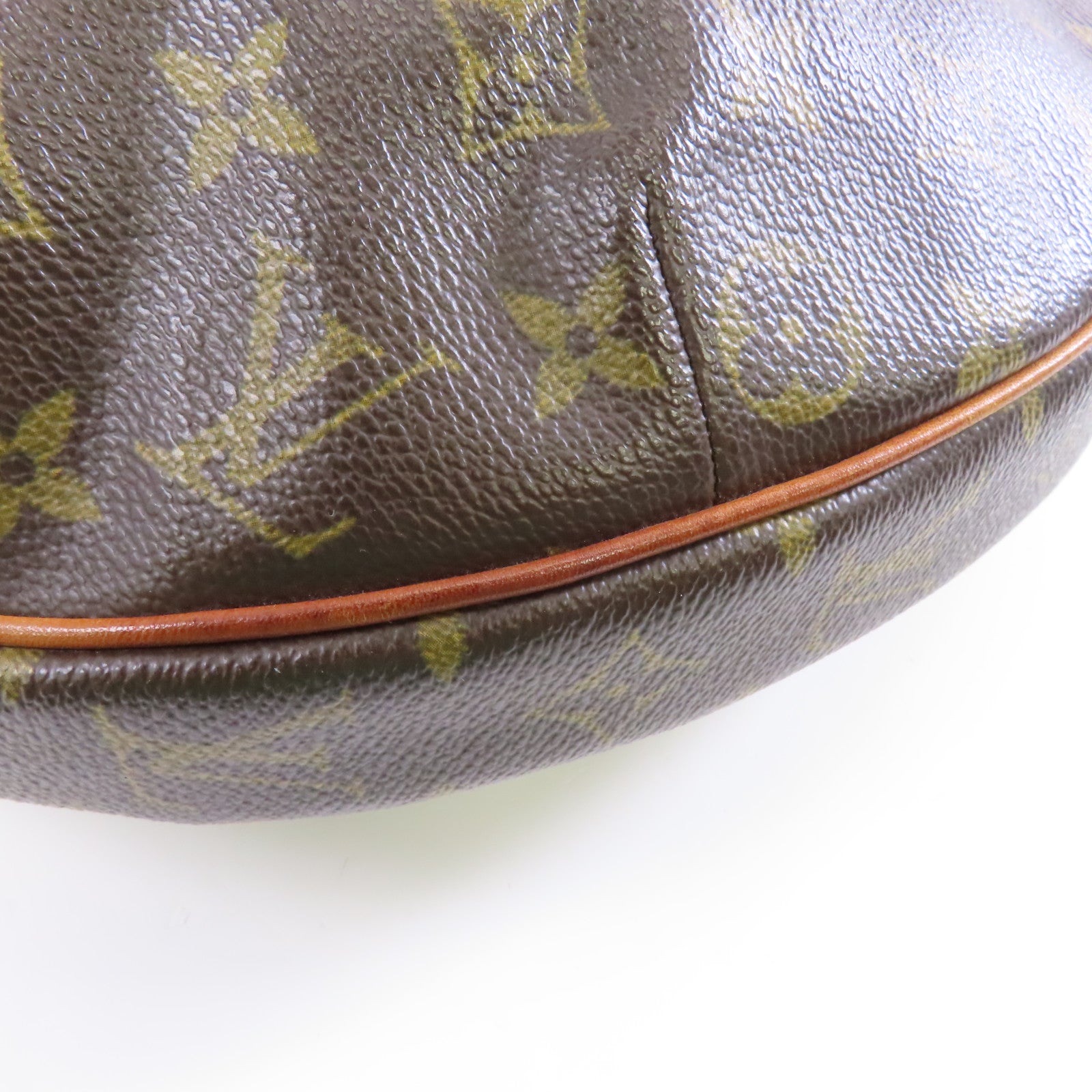 LOUIS VUITTON Monogram Croissant GM金扣肩背袋啡色