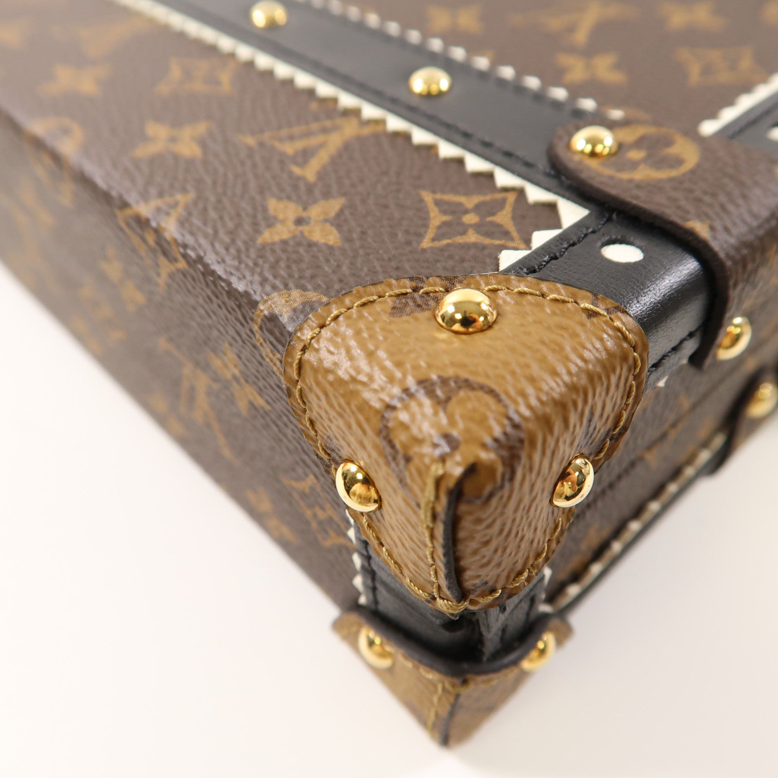 LOUIS VUITTON 【激減優惠】Monogram Petite Malle Shoulder Bag金扣肩背袋