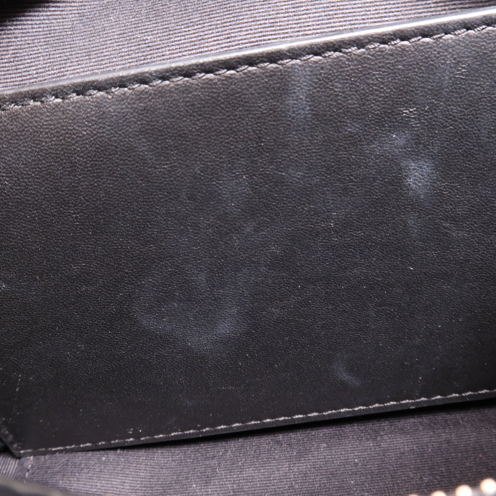 SAINT LAURENT 牛皮皮革Loulou Bag銀扣肩背袋