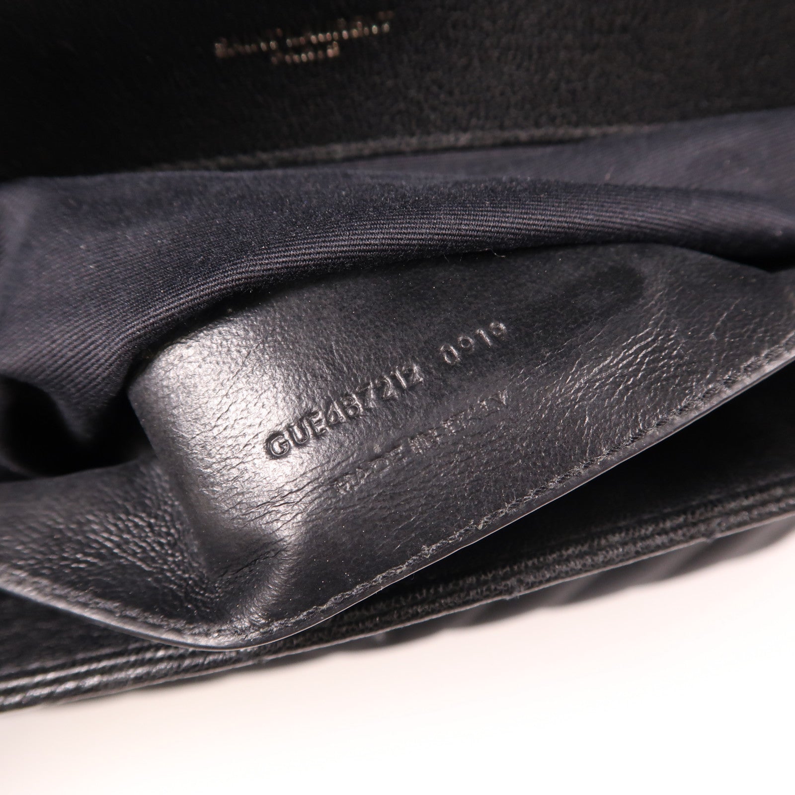 YVES SAINT LAURENT 牛皮皮革College Large銀扣手挽肩背兩用袋黑色