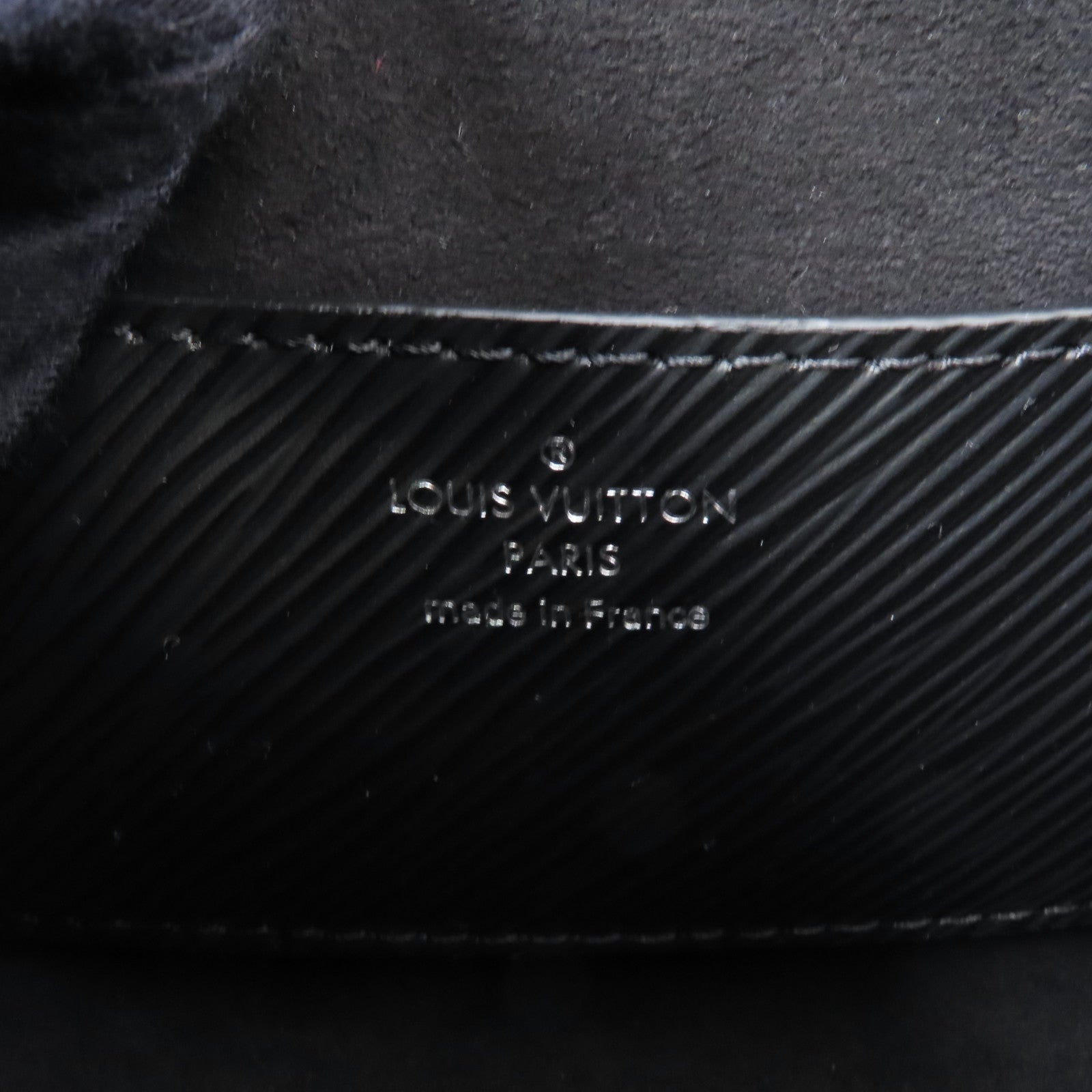 LOUIS VUITTON 【激減優惠】Epi Twist PM銀扣鏈帶肩背袋黑色
