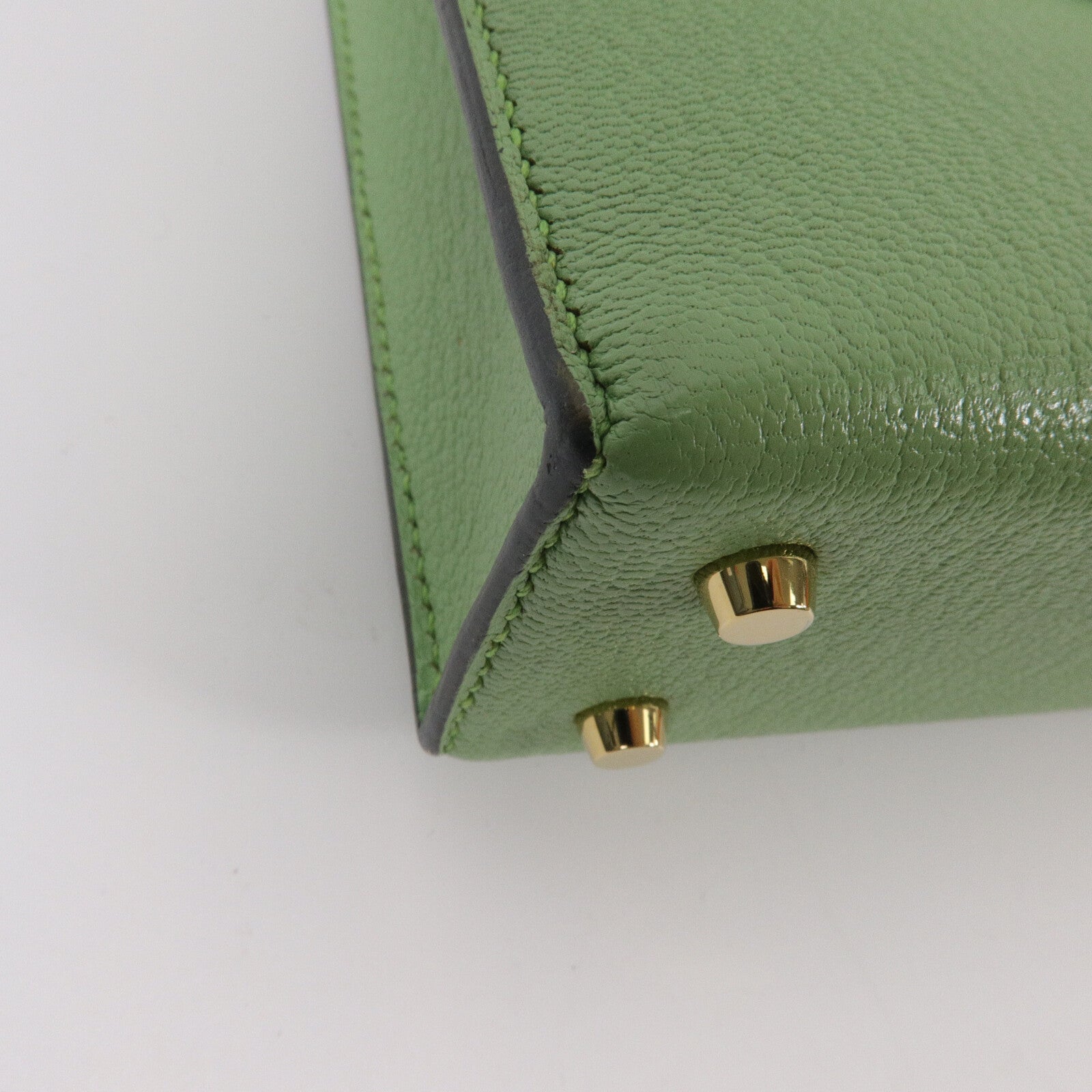 HERMES Chevre皮革Verrou Mini鏈帶肩背袋Vert Criquet