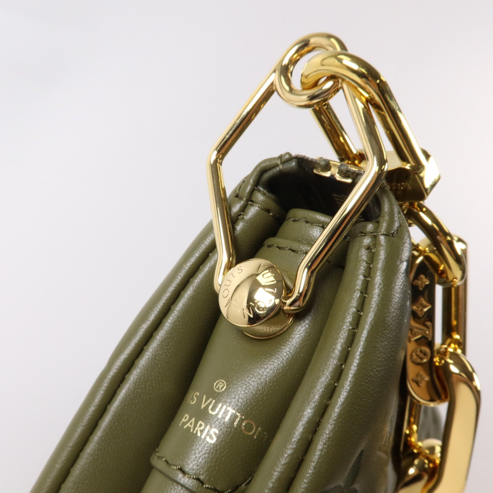 LOUIS VUITTON Monogram Embossed Coussin MM鏈帶手挽肩背兩用袋