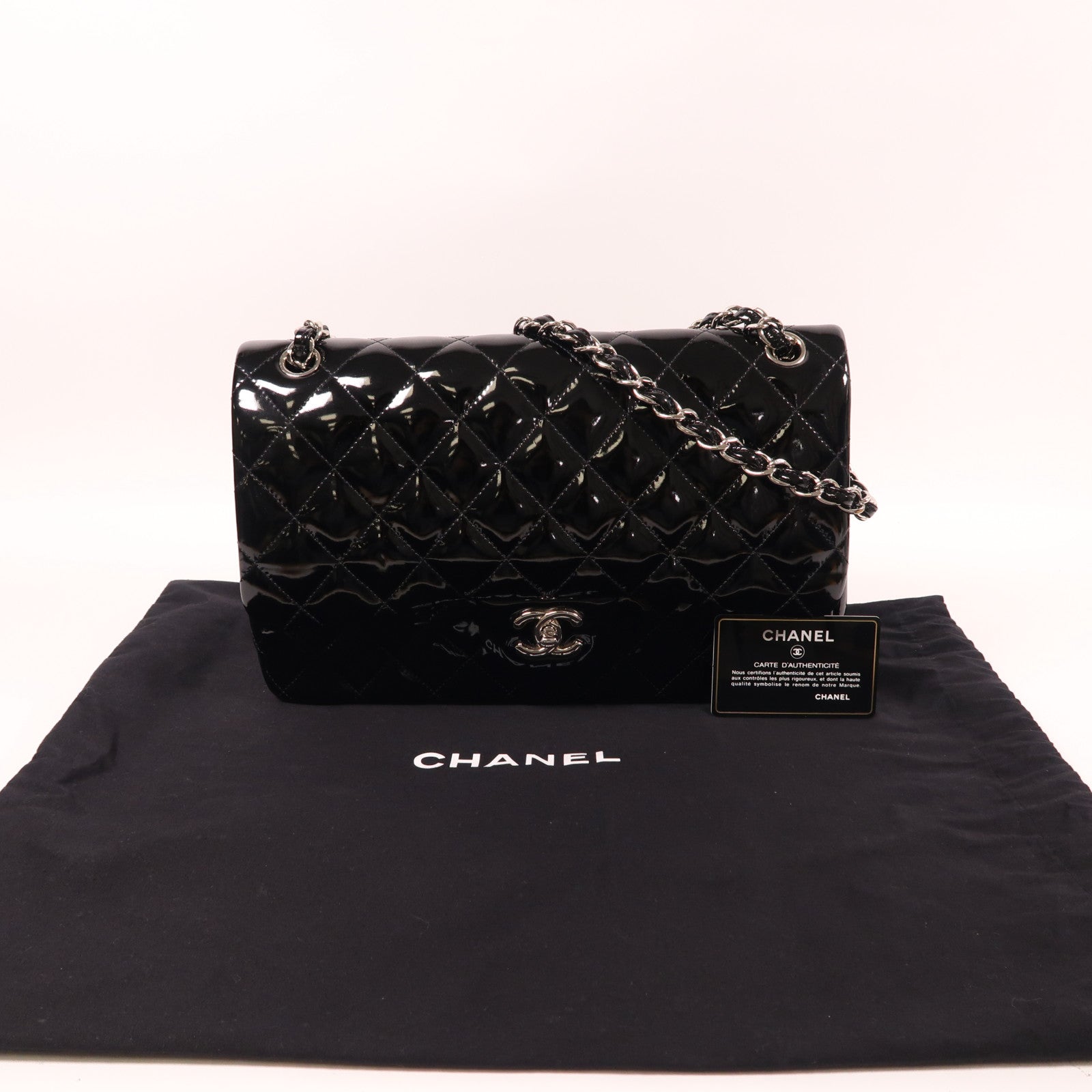 CHANEL 漆皮皮革Large Classic銀扣肩背袋黑色