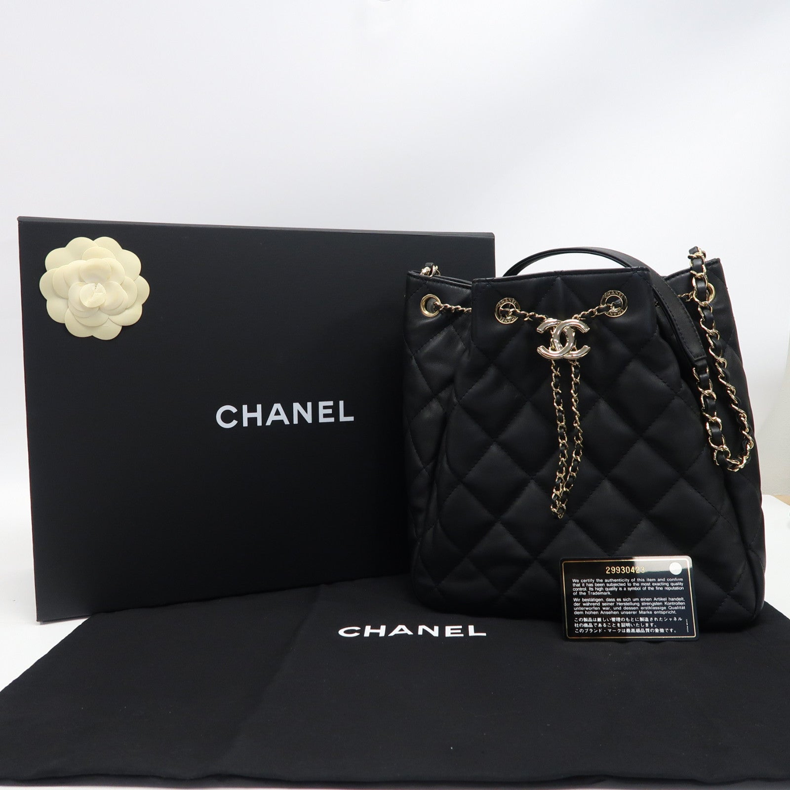 CHANEL 菱格羊皮皮革Bucket Bag金扣鏈帶肩背袋黑色