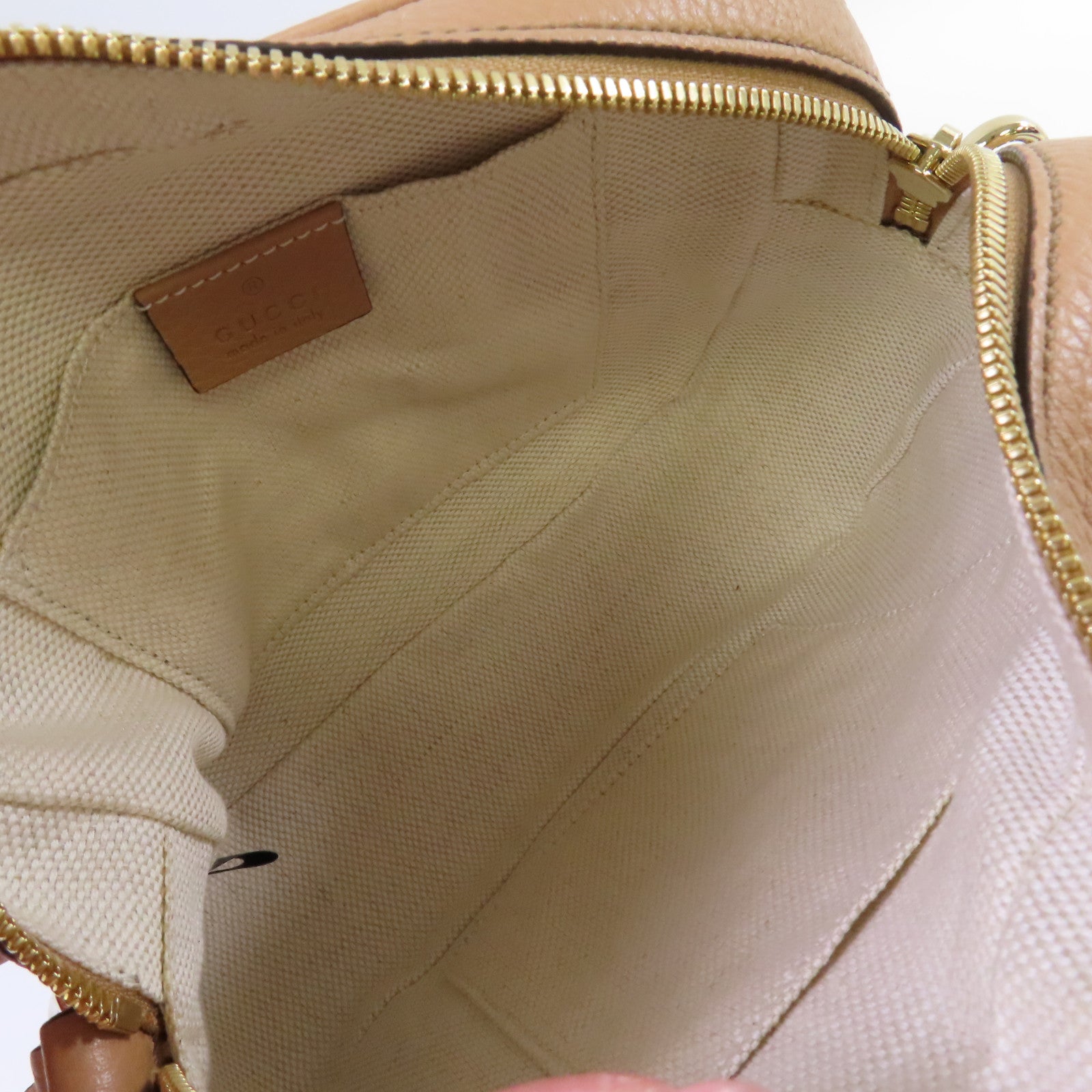 GUCCI 【激減優惠】牛皮皮革Soho Shoulder Bag金扣肩背袋杏色