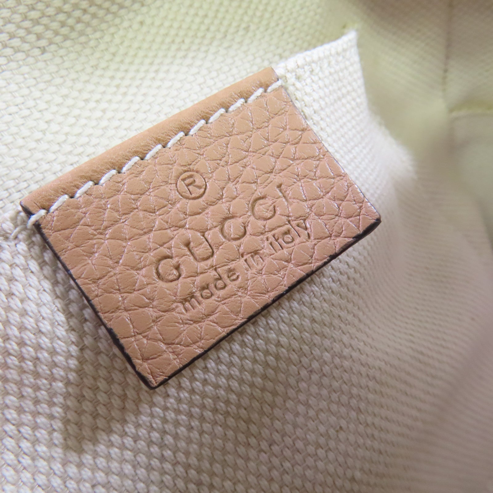 GUCCI 【激減優惠】牛皮皮革Soho Shoulder Bag金扣肩背袋杏色