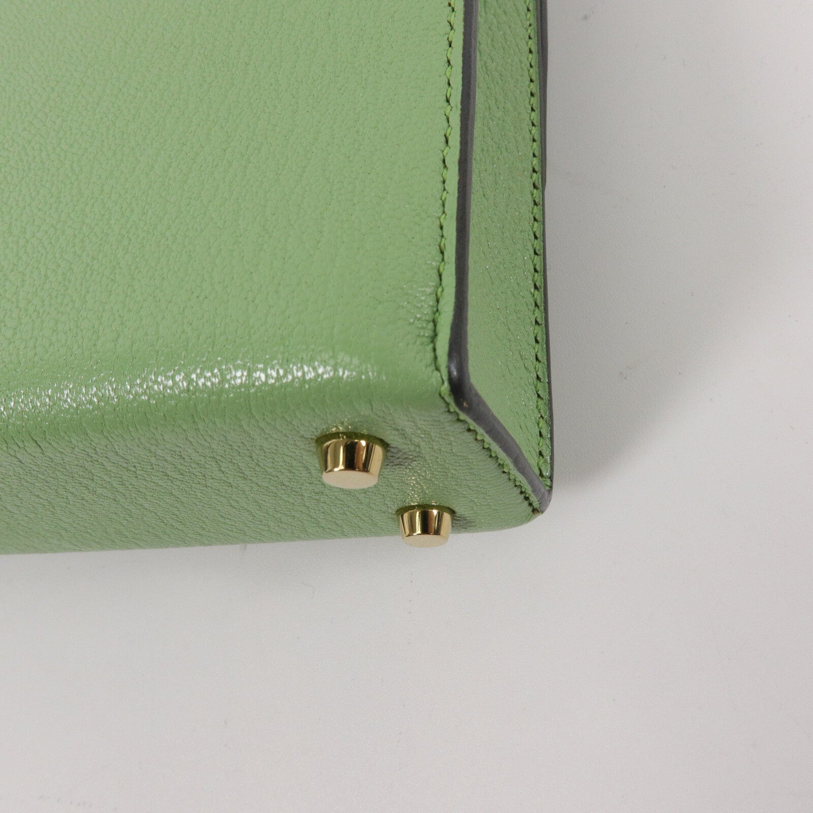 HERMES Chevre皮革Verrou Mini鏈帶肩背袋Vert Criquet