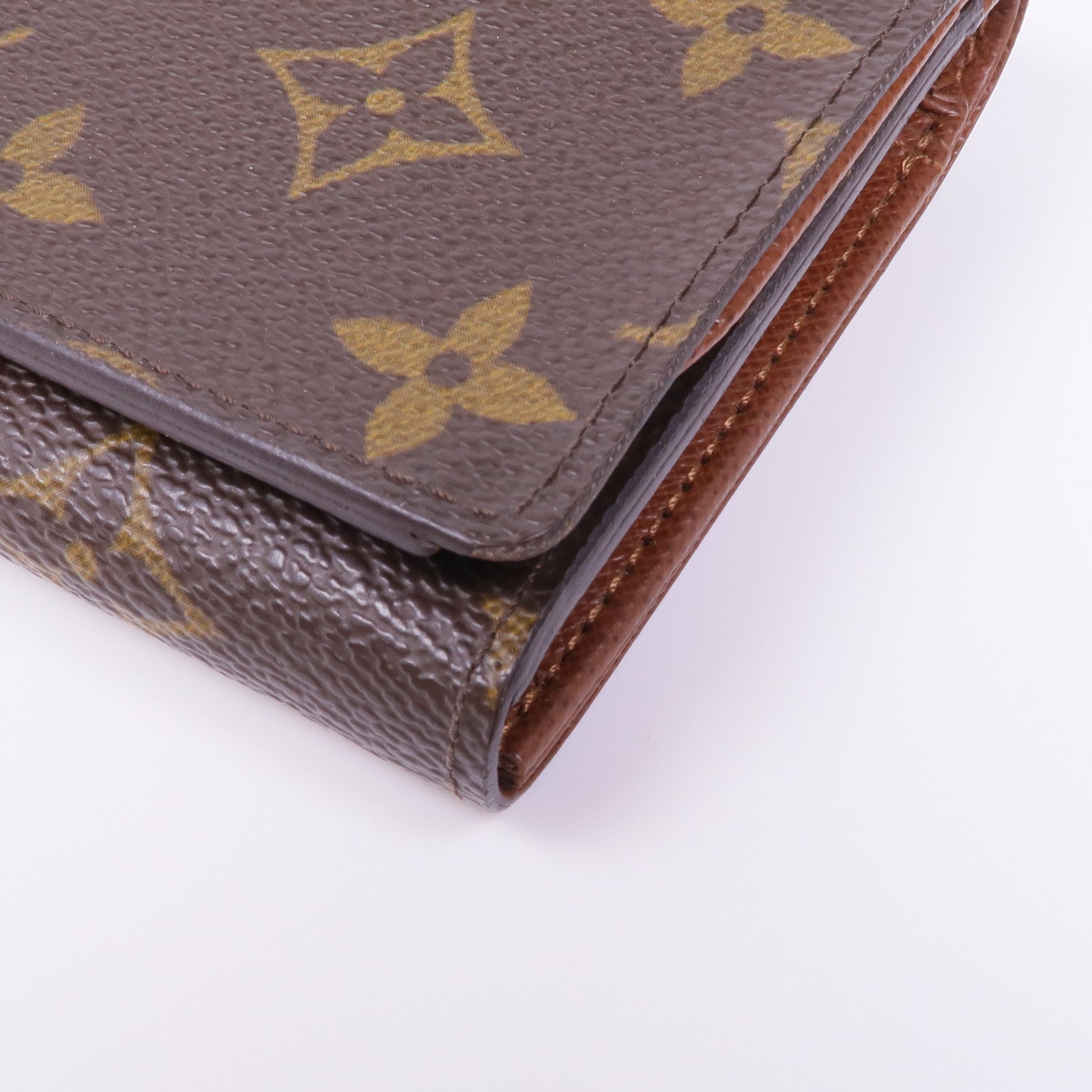 LOUIS VUITTON Monogram Porte Monnaie Billets Trésor金扣錢包