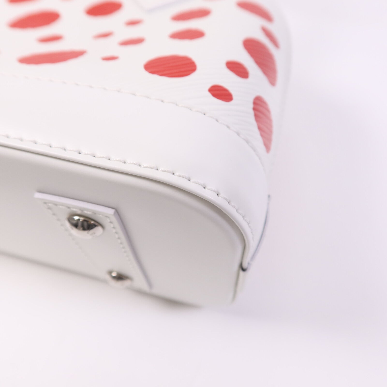 LOUIS VUITTON Epi Alma BB x Yayoi Kusama銀扣手挽肩背兩用袋