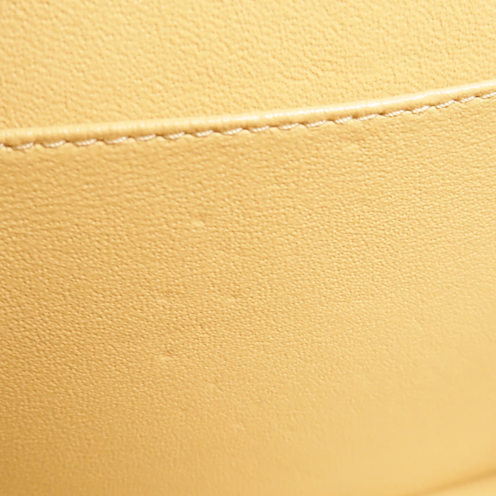 CHANEL 藤料CC Filigree Vanity Case Medium鏈帶手挽肩背兩用袋