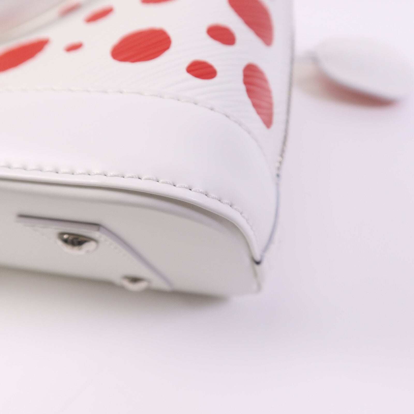 LOUIS VUITTON Epi Alma BB x Yayoi Kusama銀扣手挽肩背兩用袋