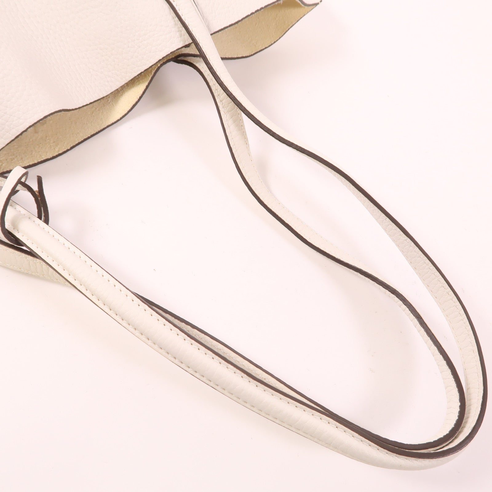 TOD'S 牛皮皮革Tote Bag銀扣肩背袋