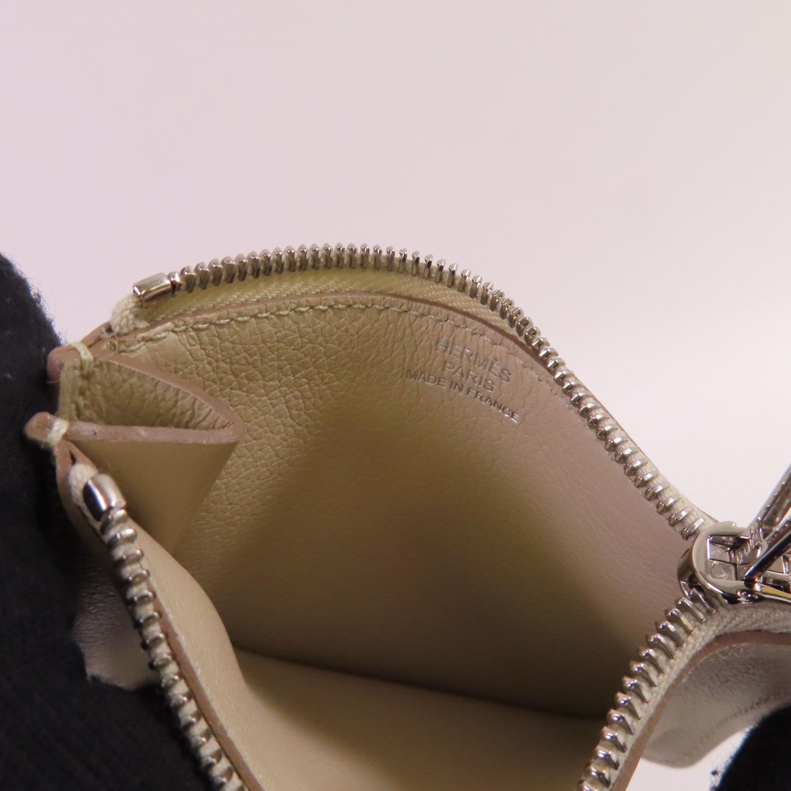 HERMES (PRICE DOWN) PHW Roulis Slim Wallet Evercolor Leather