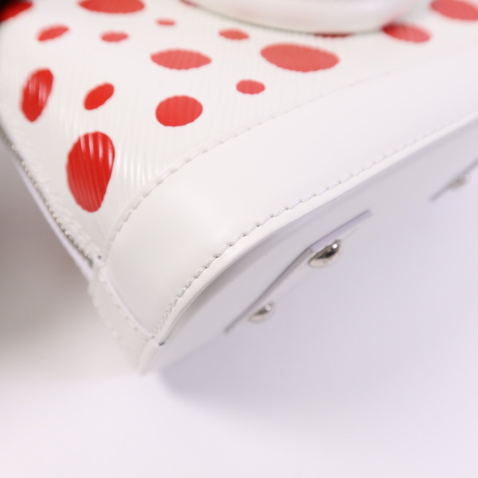LOUIS VUITTON Epi Alma BB x Yayoi Kusama銀扣手挽肩背兩用袋