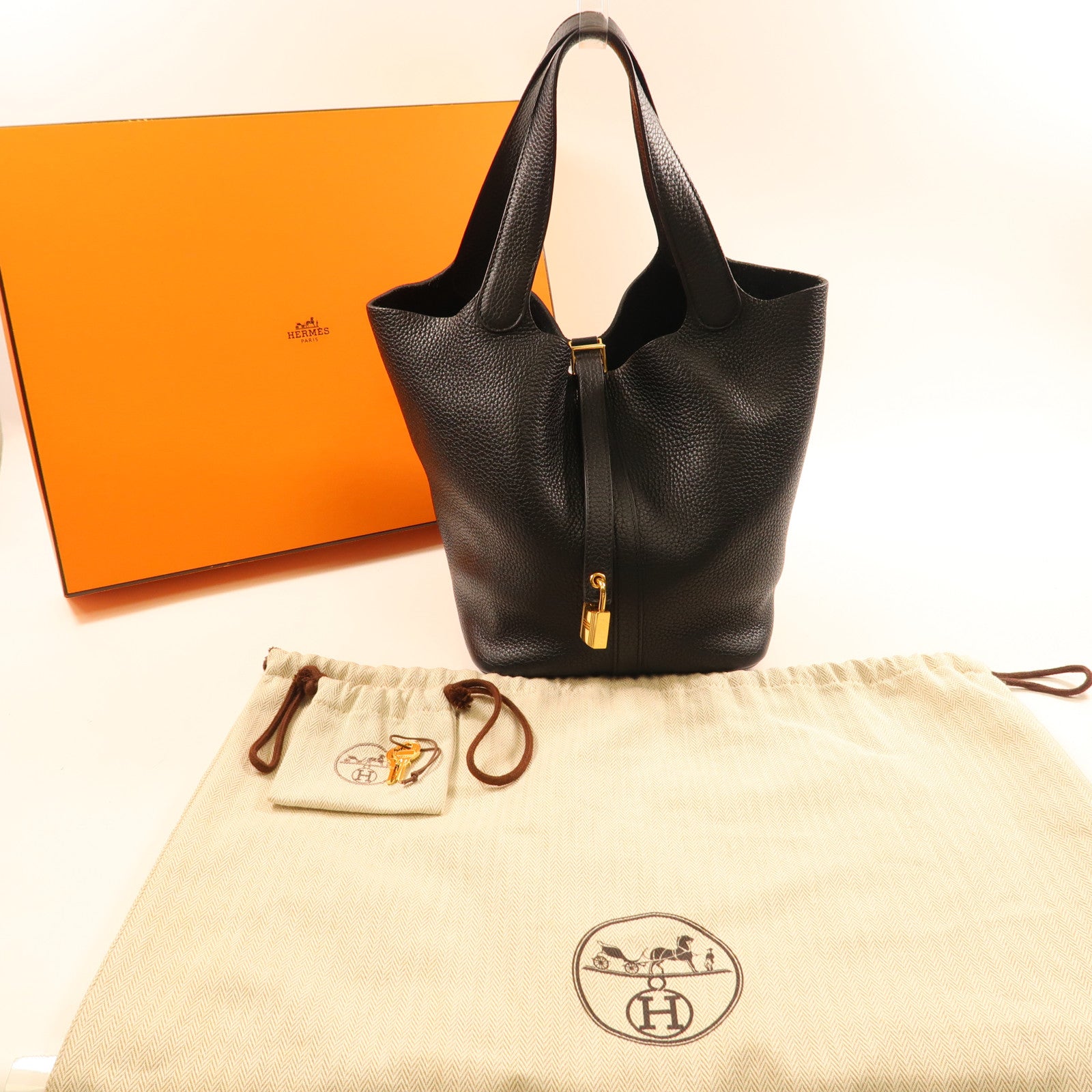 HERMES Clemence皮革Picotin MM金扣手挽袋89 Noir/經典黑
