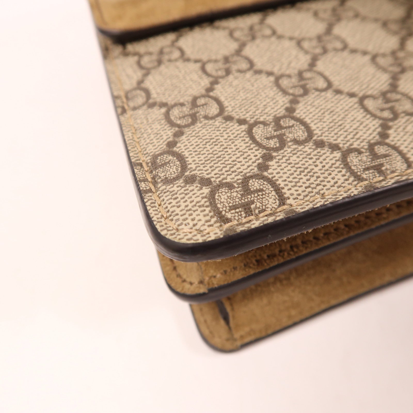 GUCCI 塗層帆布GG Supreme Dionysus銀扣鏈帶肩背袋